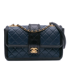 Medium Bicolor Quilted Lambskin Elegant CC Flap
