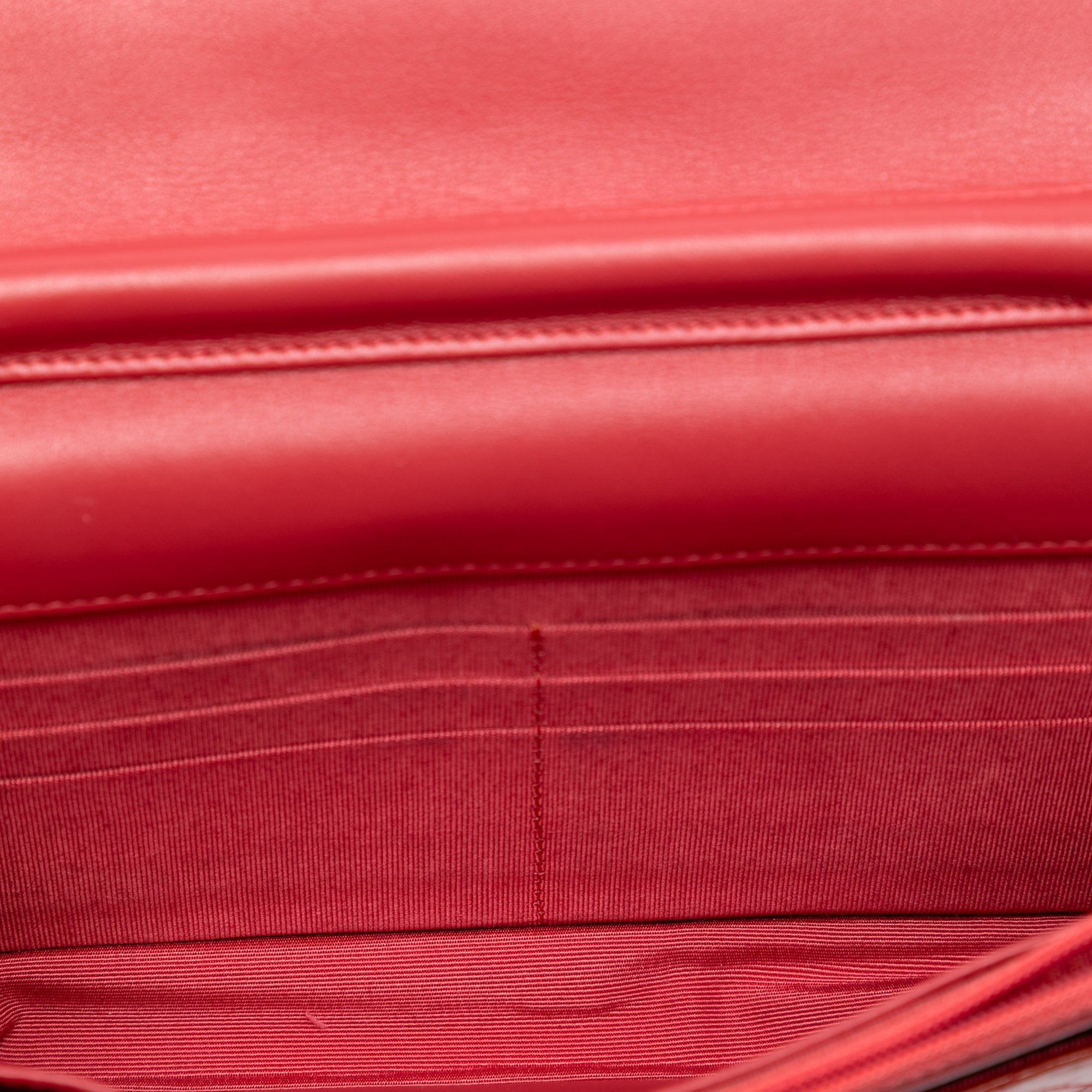 CC Quilted Patent Wallet On Chain