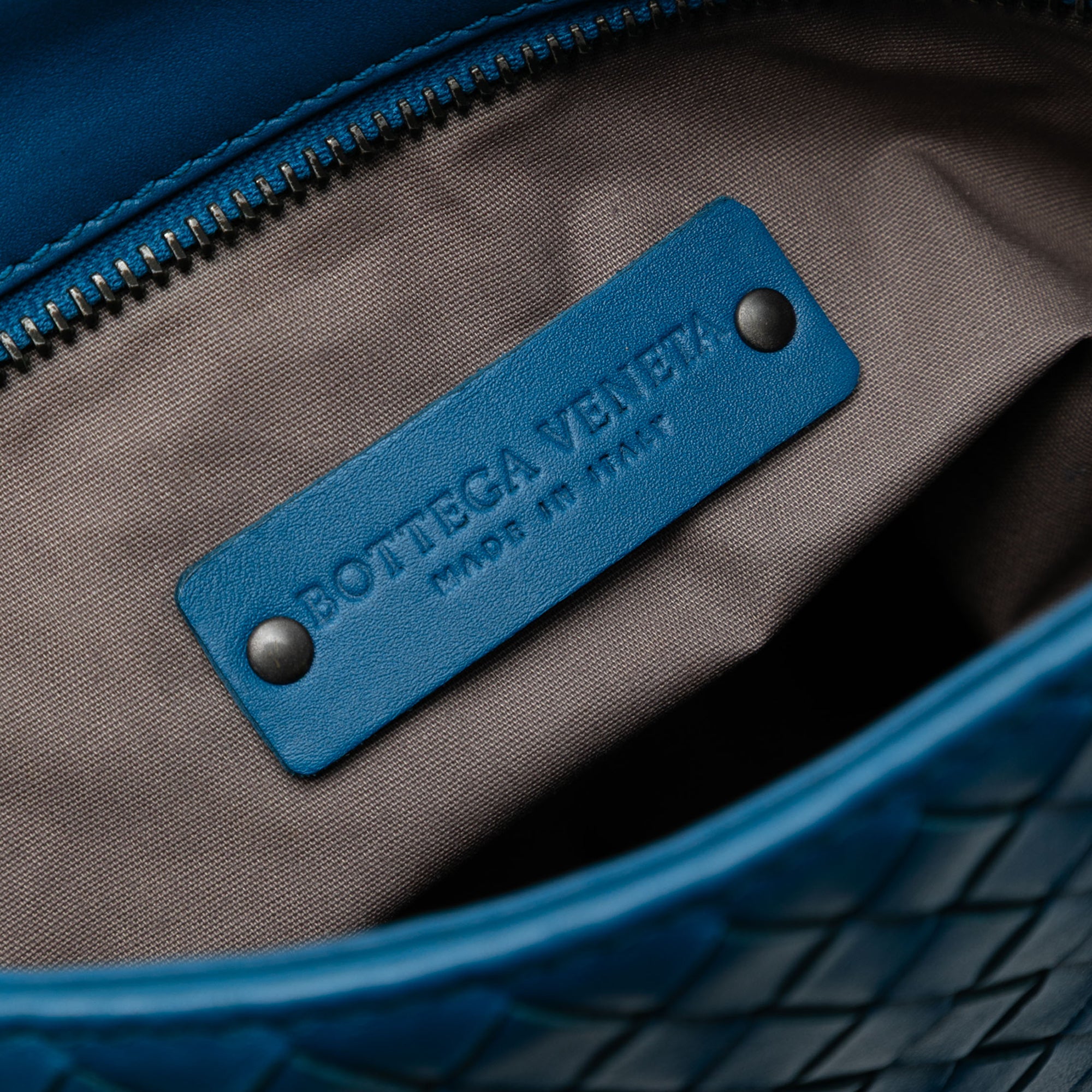 Nappa Intrecciato VN Crossbody