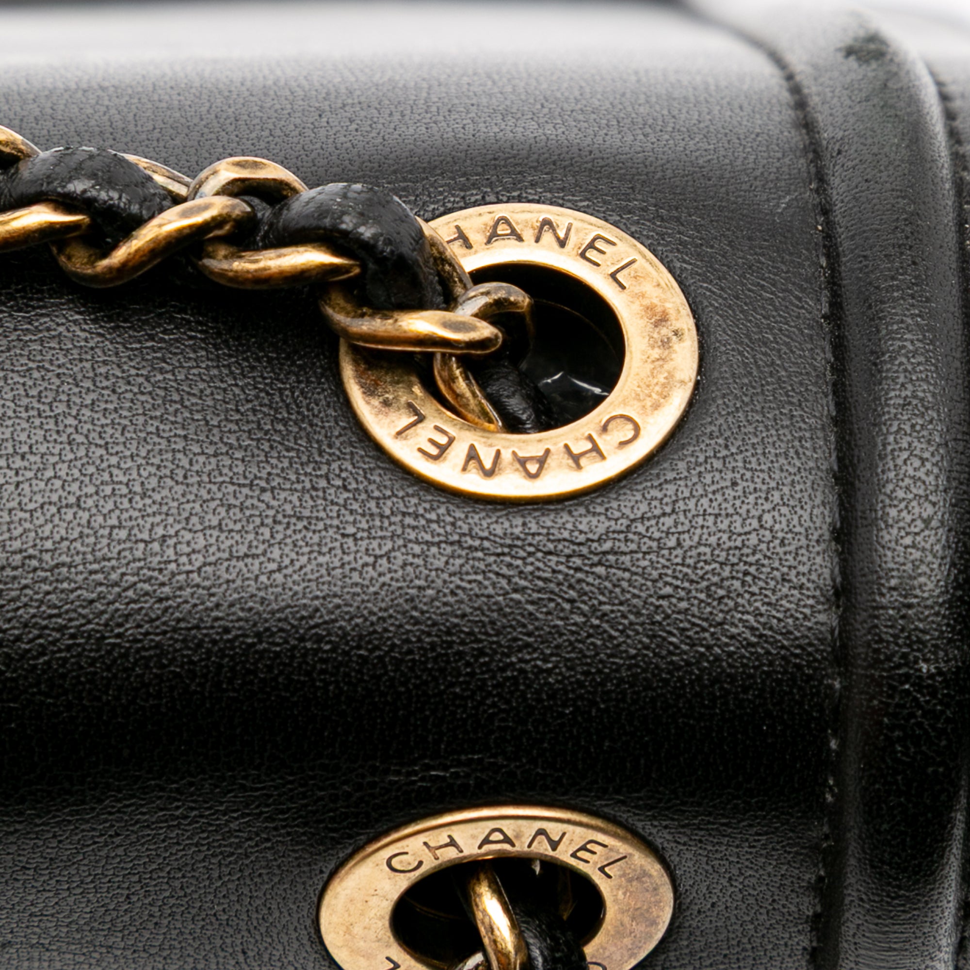 Lambskin CC Antico Flap