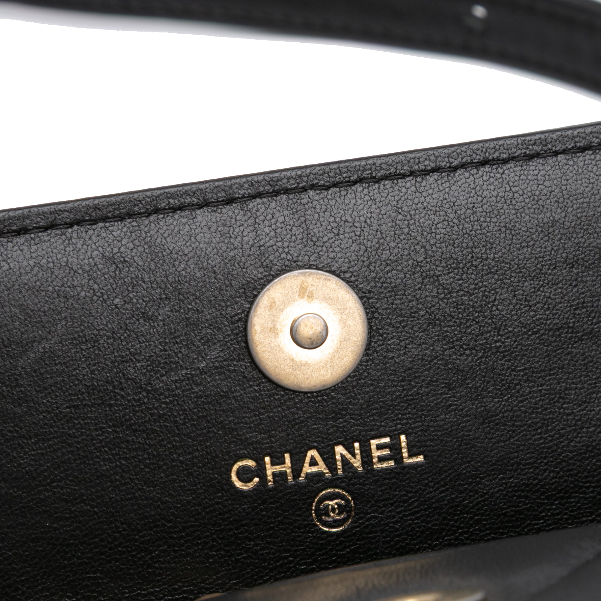 Quilted Lambskin 19 Flap Coin Purse With Chain