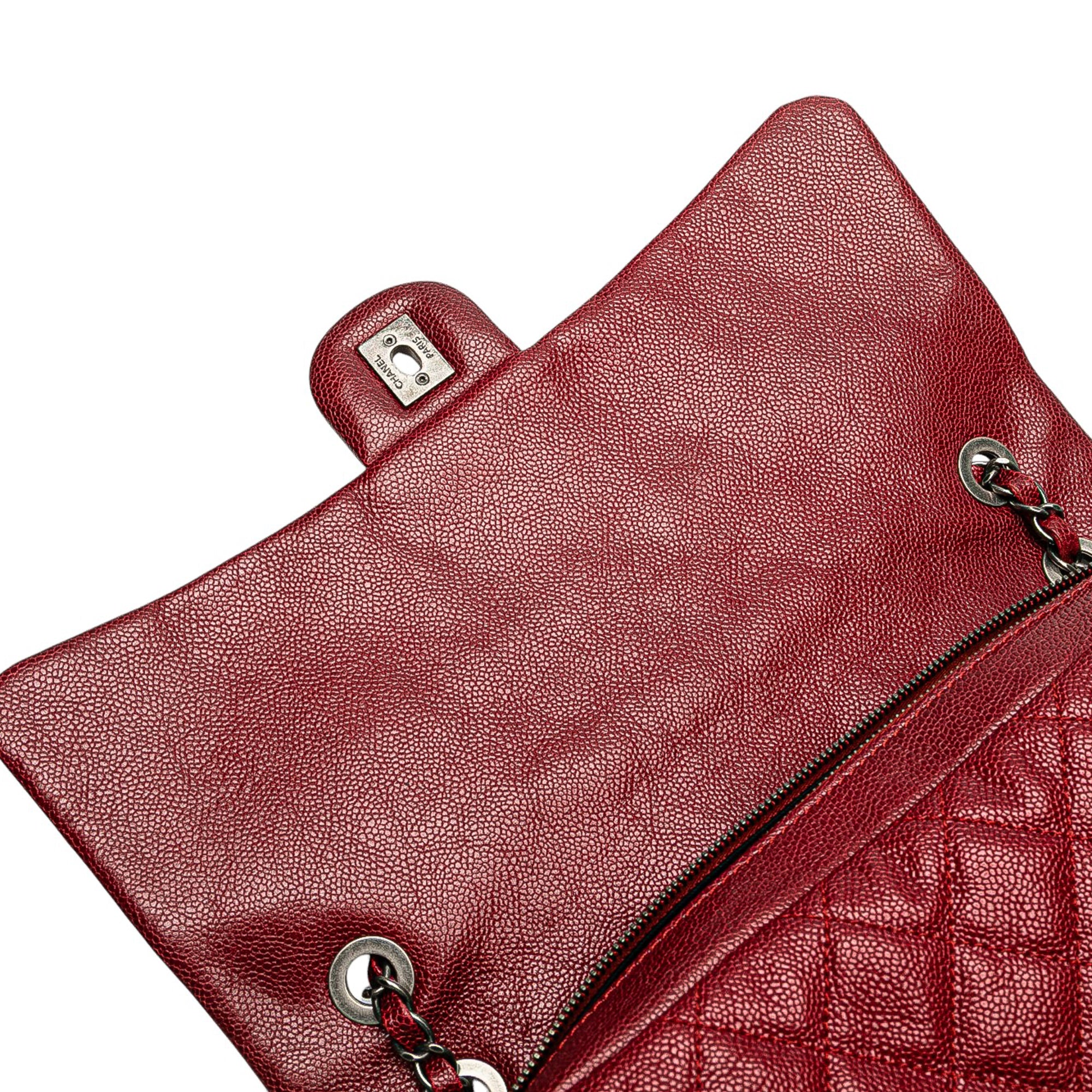 Jumbo Quilted Iridescent Caviar Easy Flap