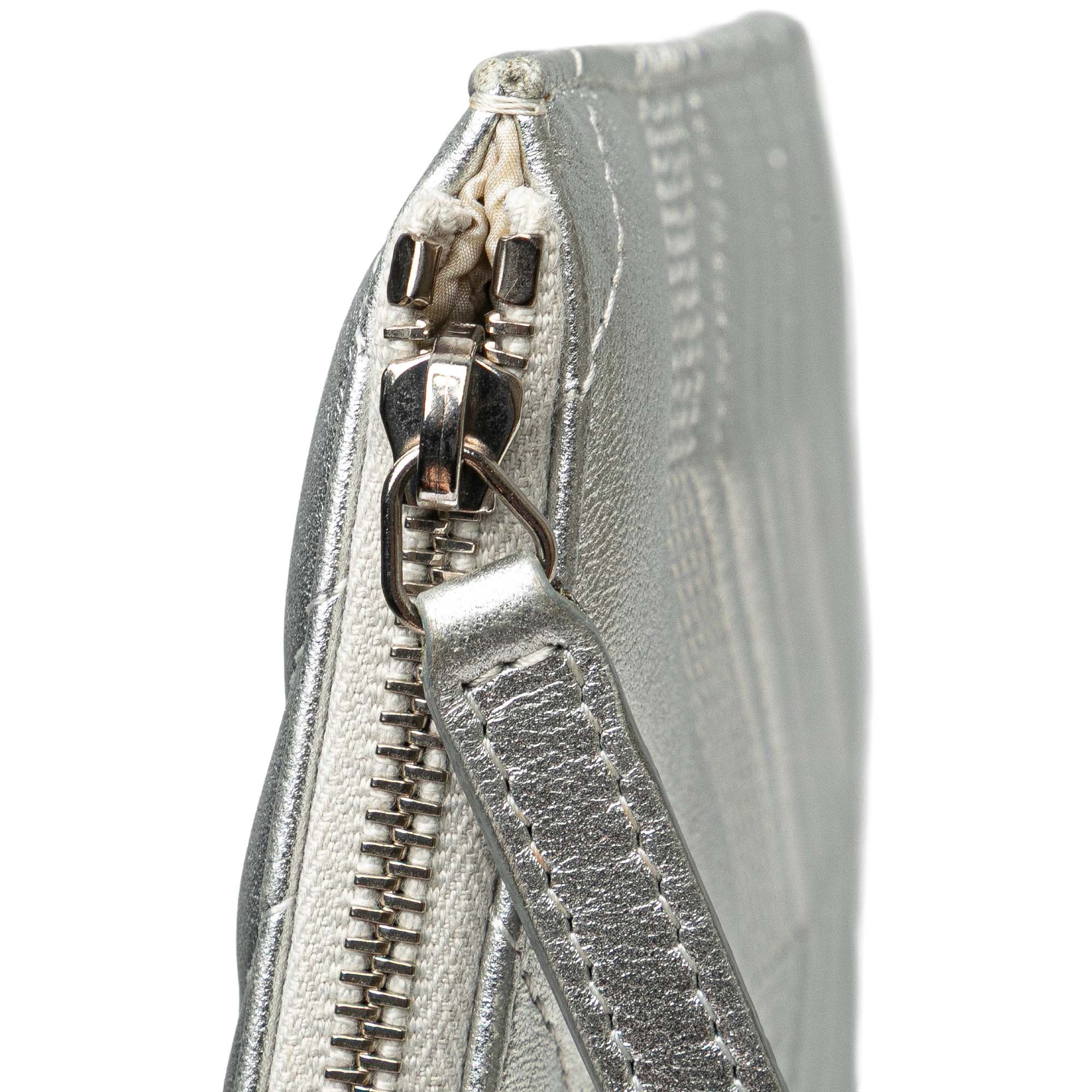 Medium Metallic Chevron Calfskin O Case Clutch