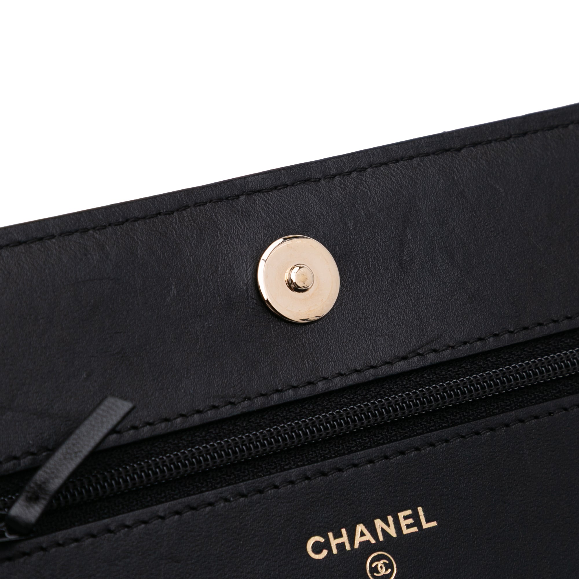 Bicolor Quilted Lambskin Camellia Wallet on Chain