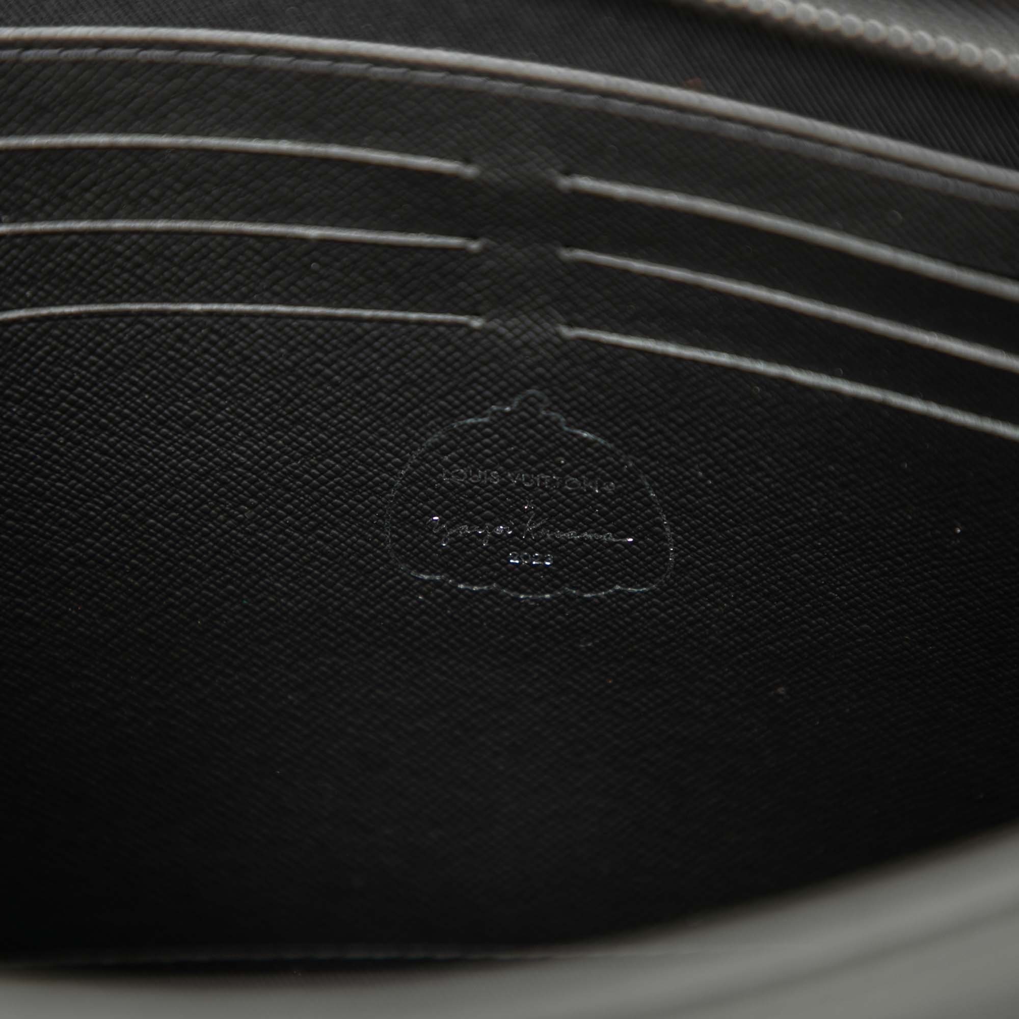 Yayoi Kusama Monogram Eclipse Pochette Voyage MM