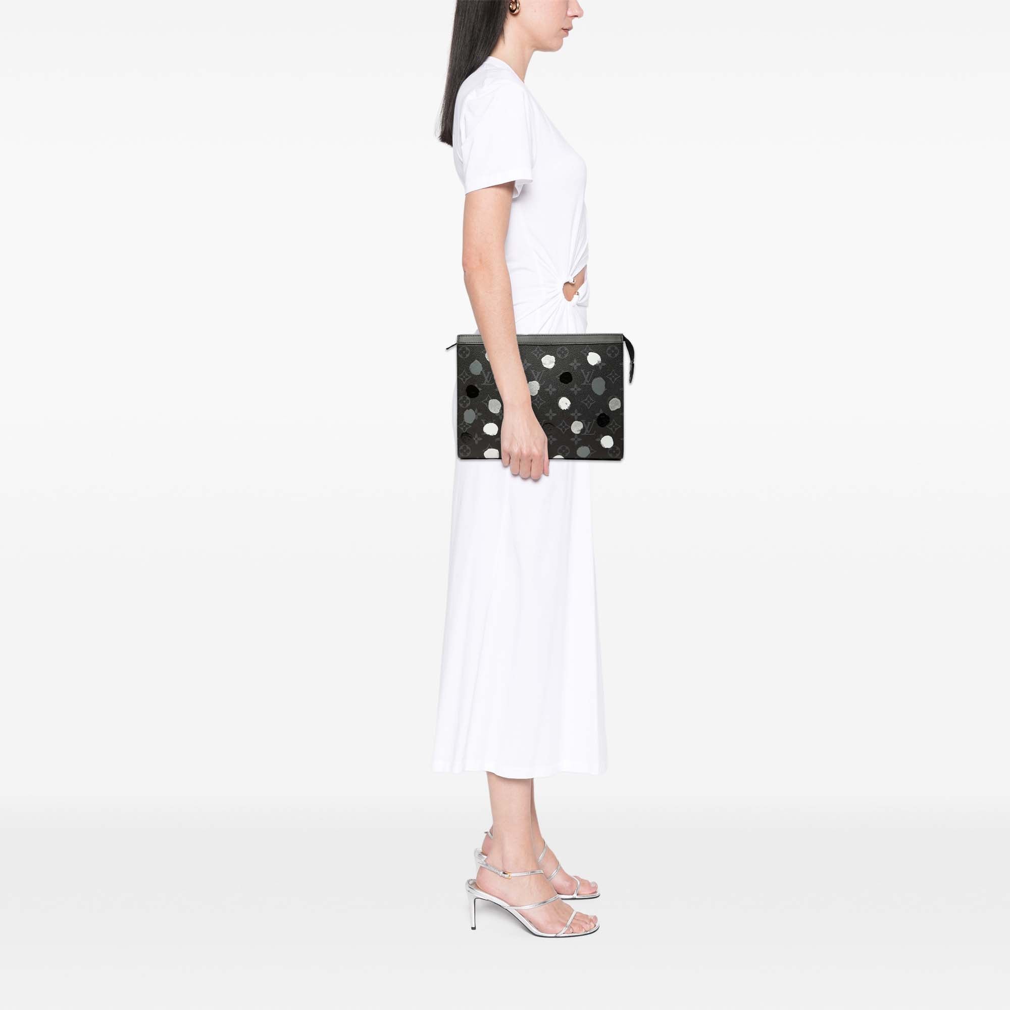 Yayoi Kusama Monogram Eclipse Pochette Voyage MM