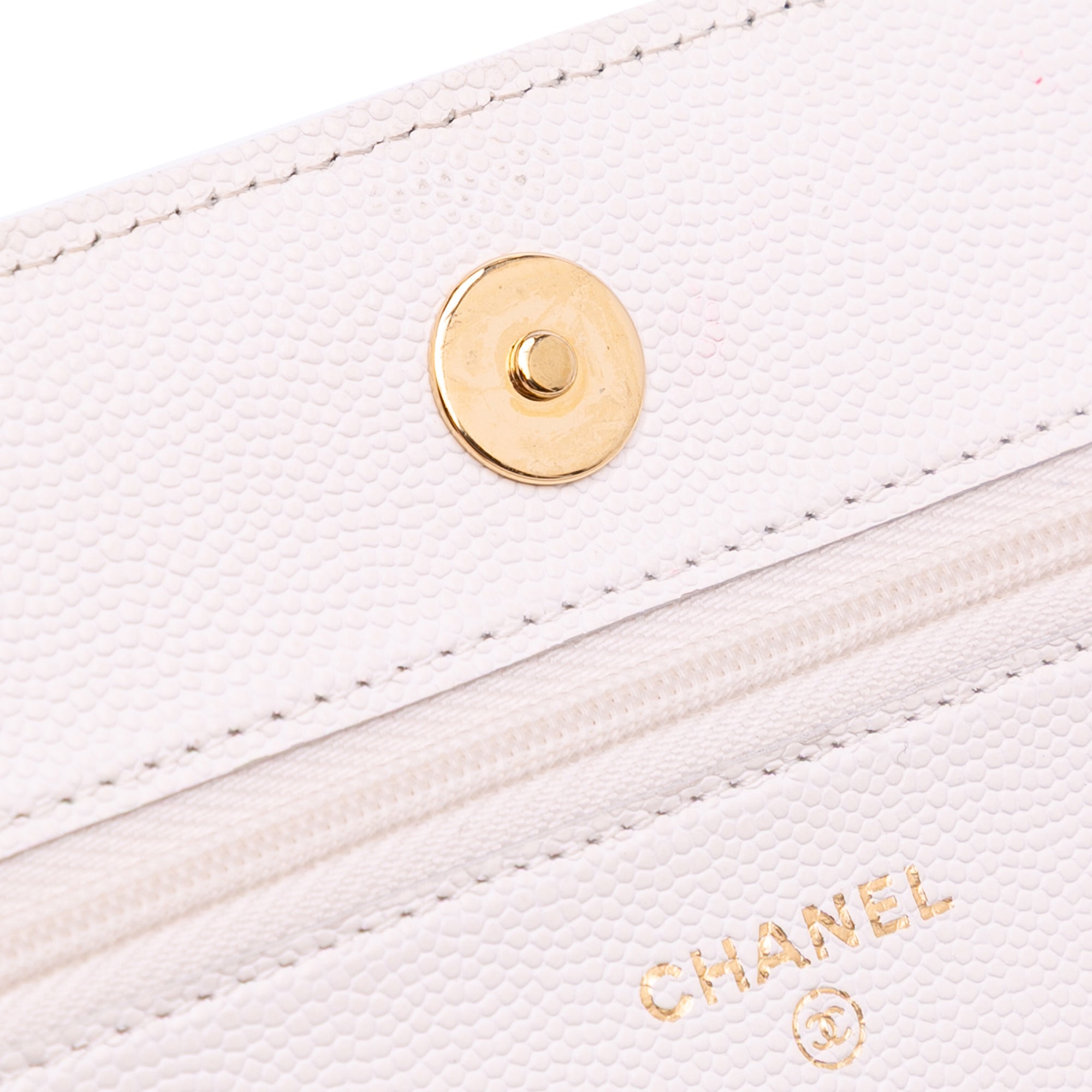 Quilted Caviar Coco Casino Wallet on Chain