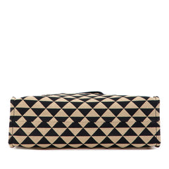 Embroidered Canvas Triangolo Symbole Shopping Tote