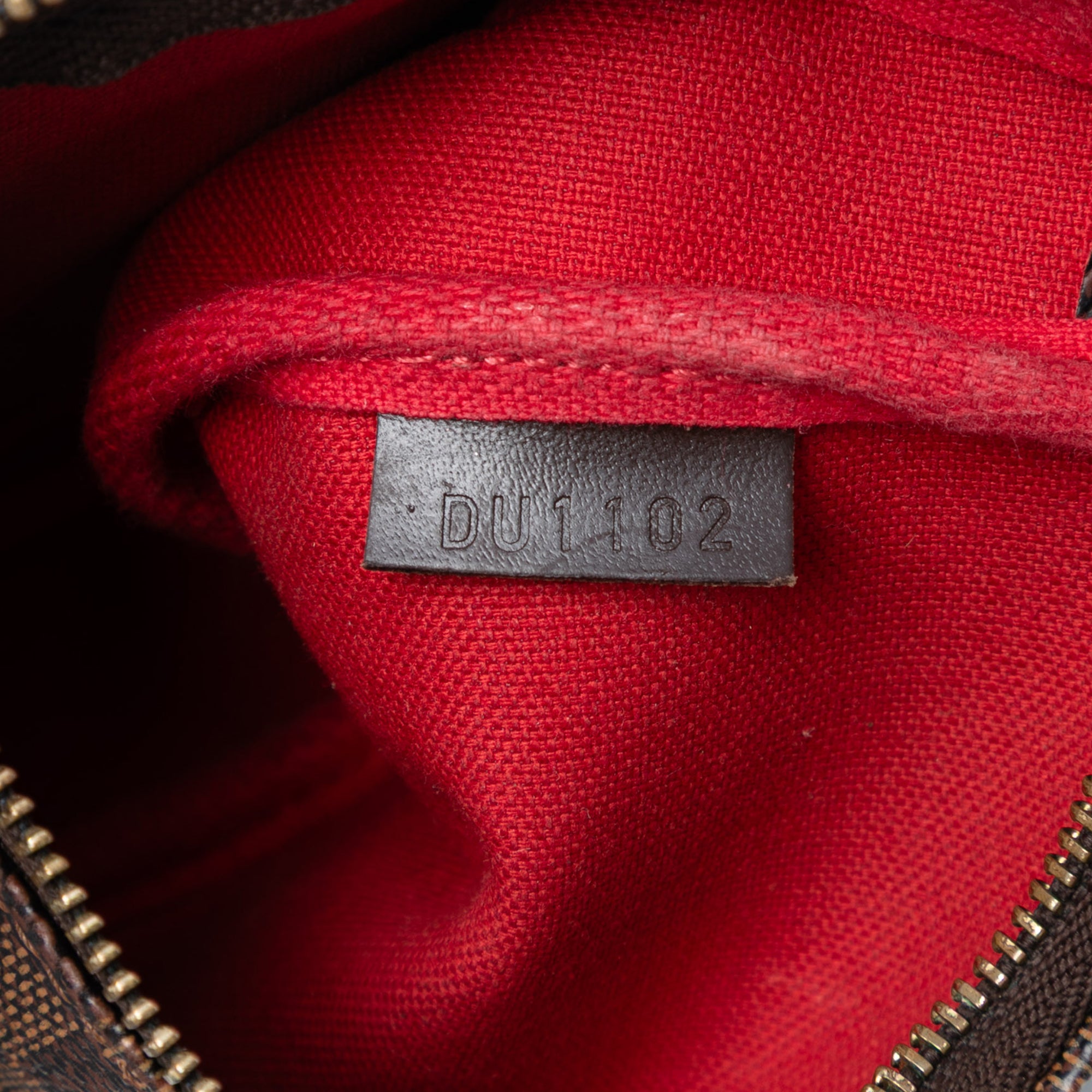 Damier Ebene Mini Pochette Accessoires