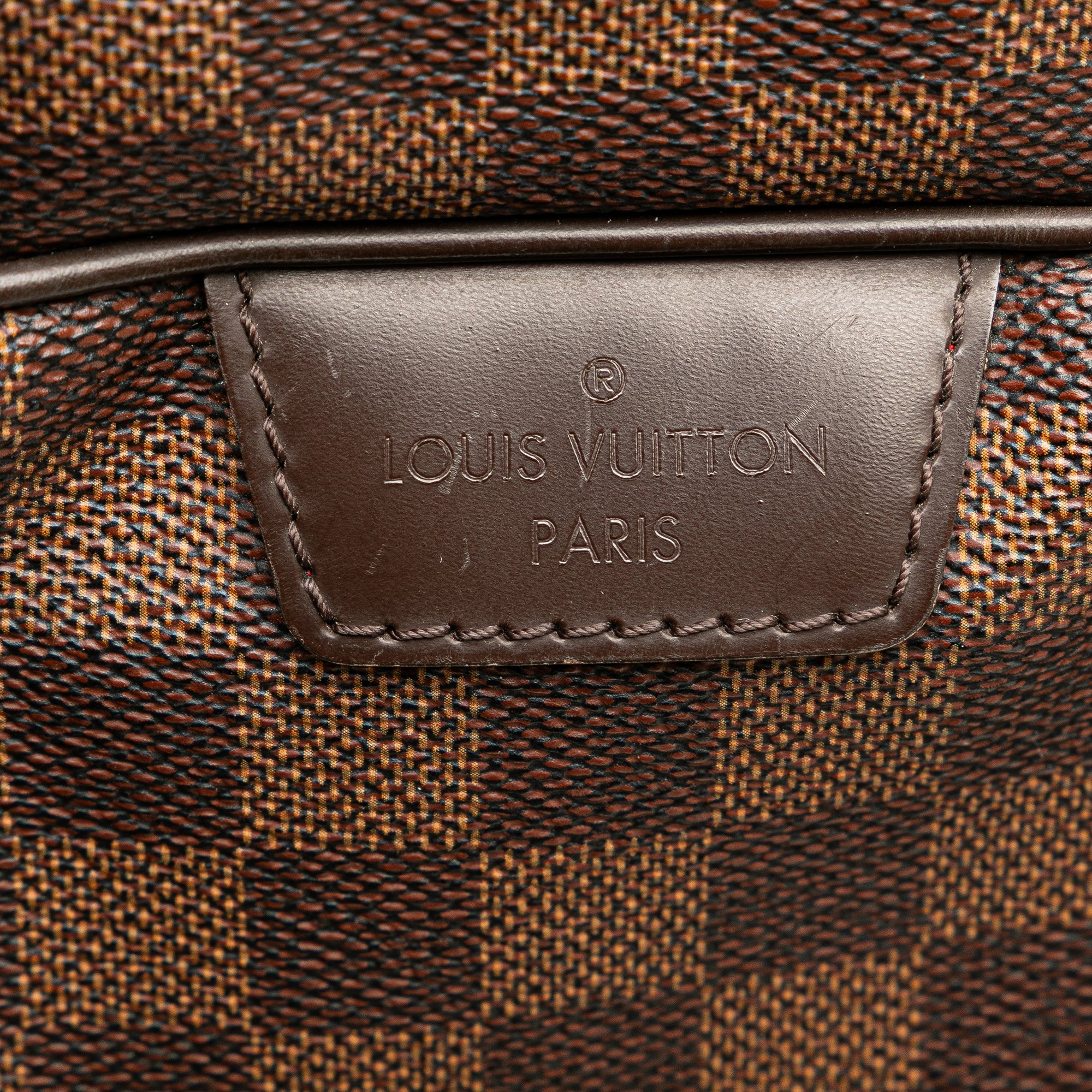 Damier Ebene Rivington GM