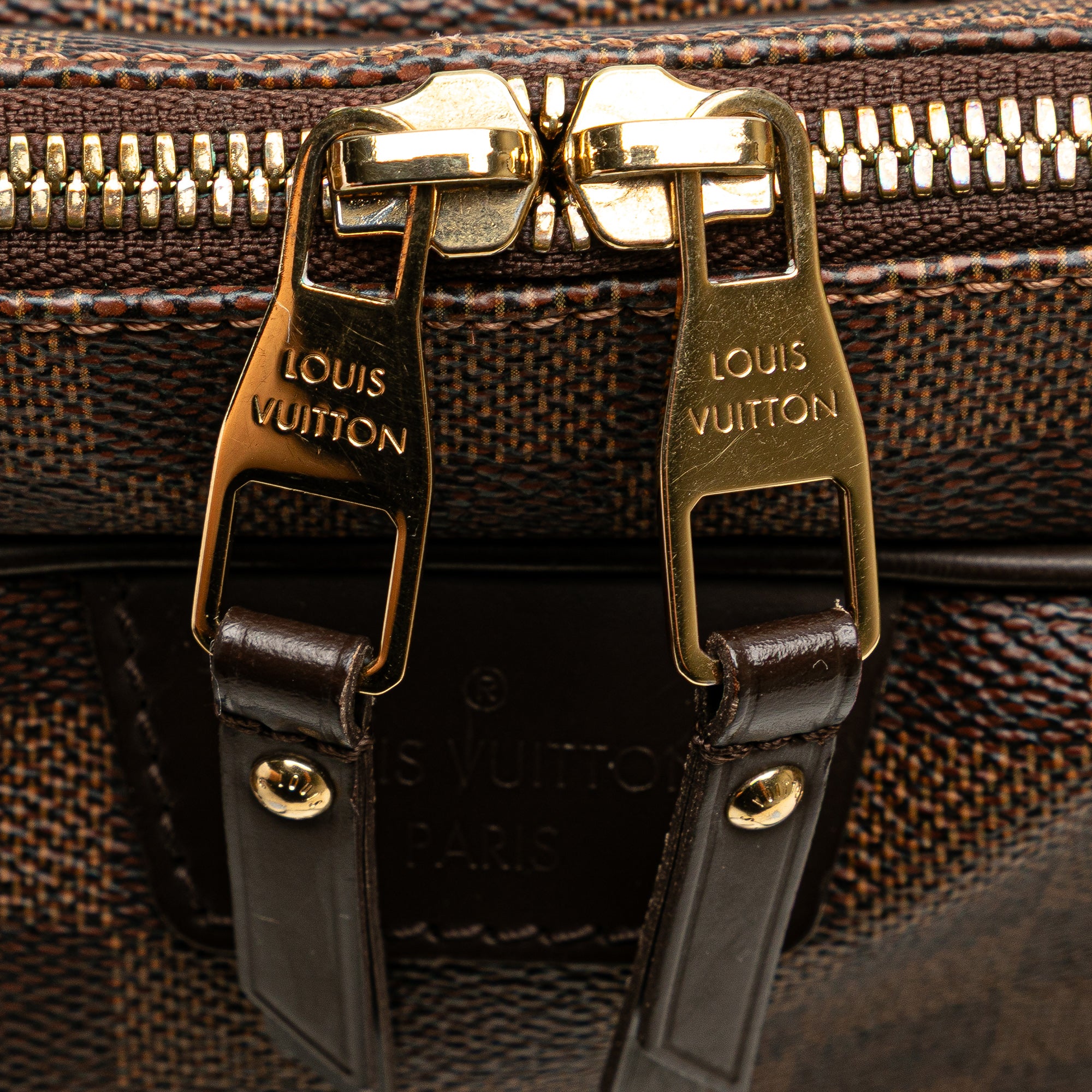 Damier Ebene Rivington GM