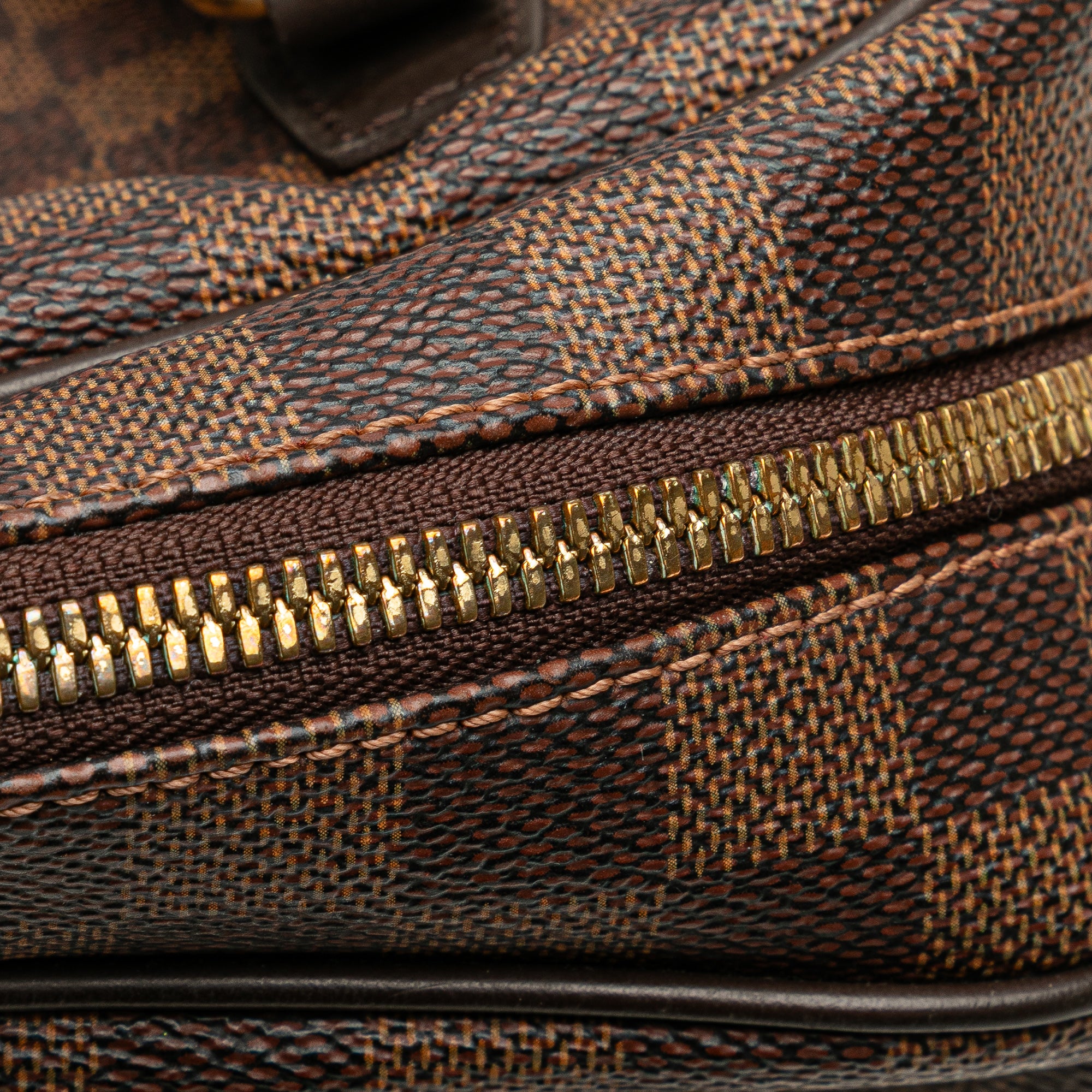 Damier Ebene Rivington GM