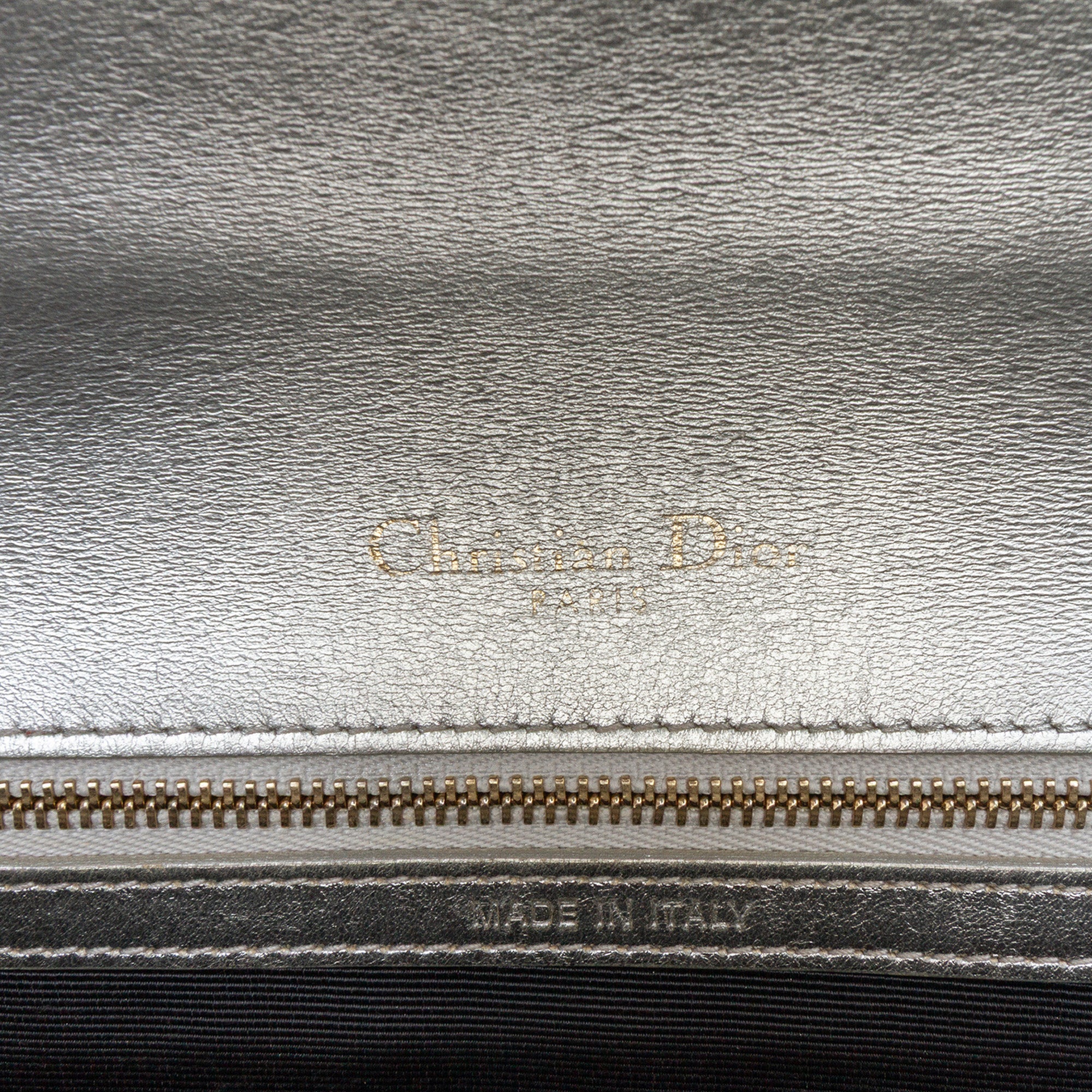 Medium Metallic Ceramic Effect Deerskin Diorama Flap
