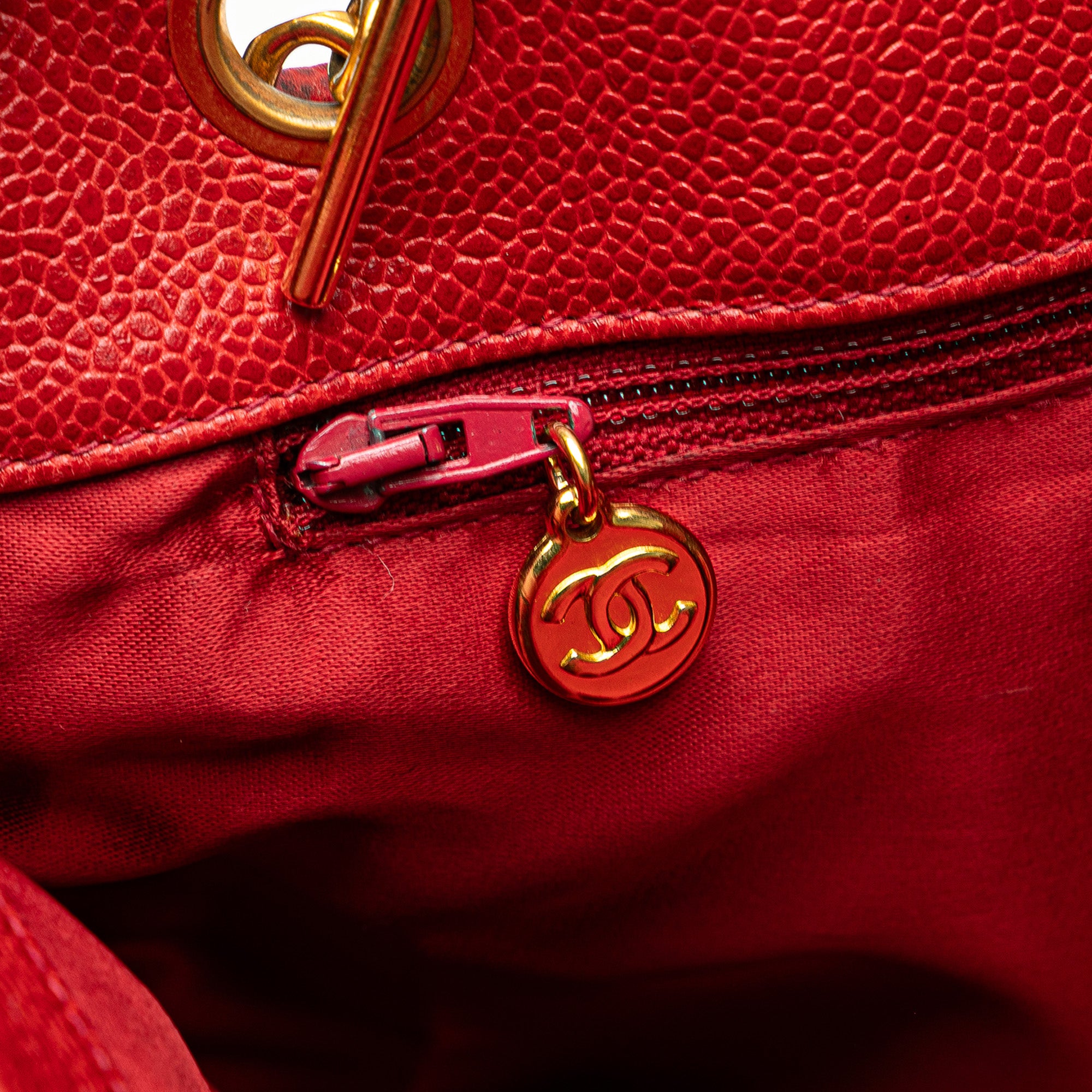 CC Caviar Chain Tote