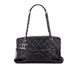 Quilted Iridescent Caviar Chic Shopping Tote