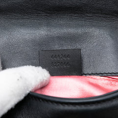 Small GG Marmont Matelasse Leather Shoulder Bag