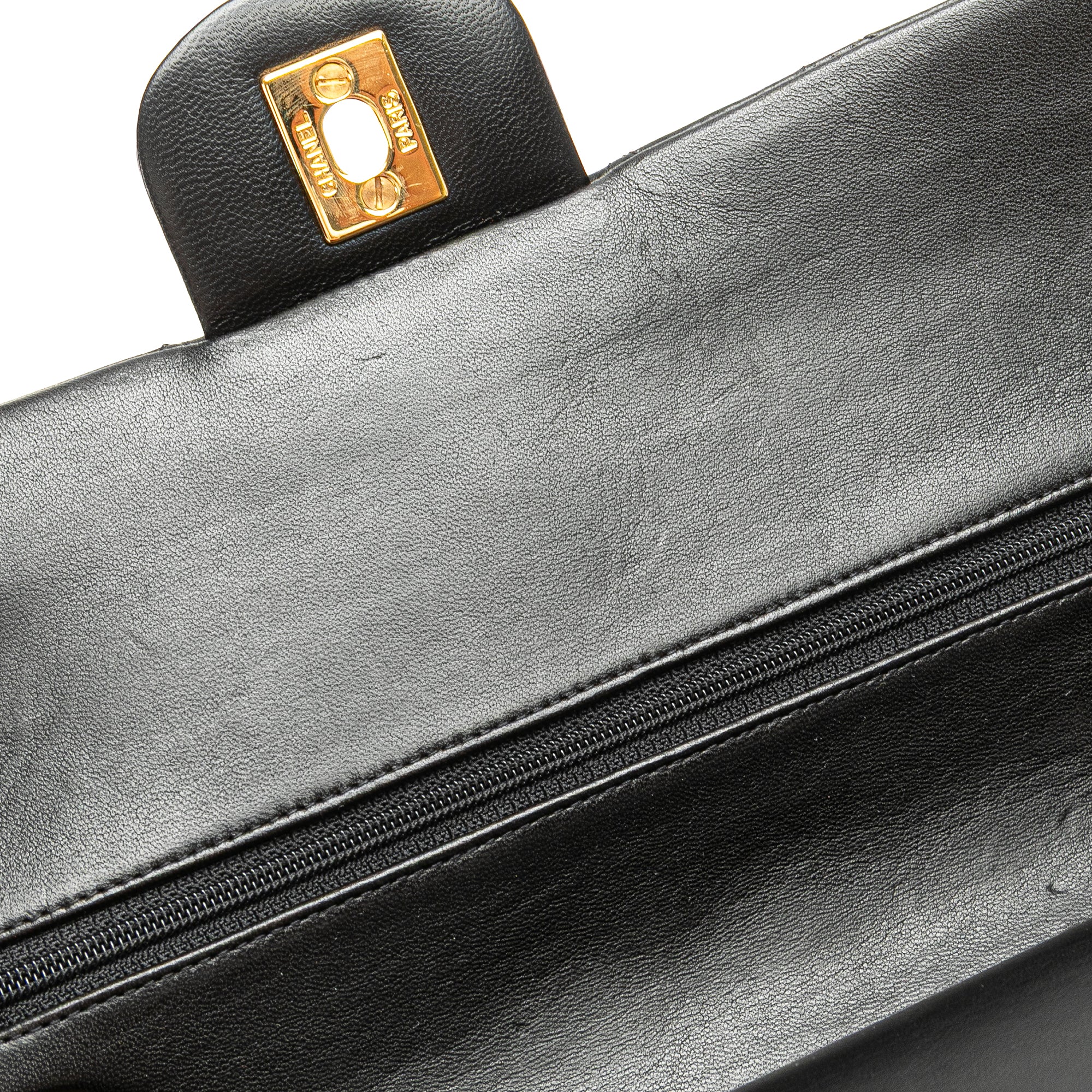 Medium Classic Lambskin Double Flap
