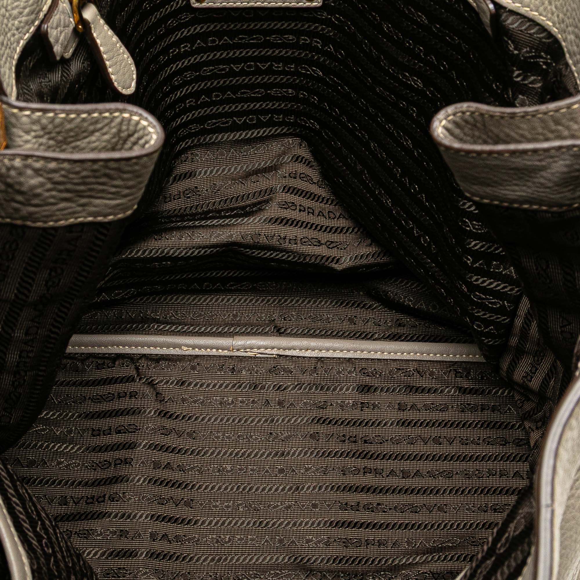 Vitello Daino Side Zip Shopper Tote