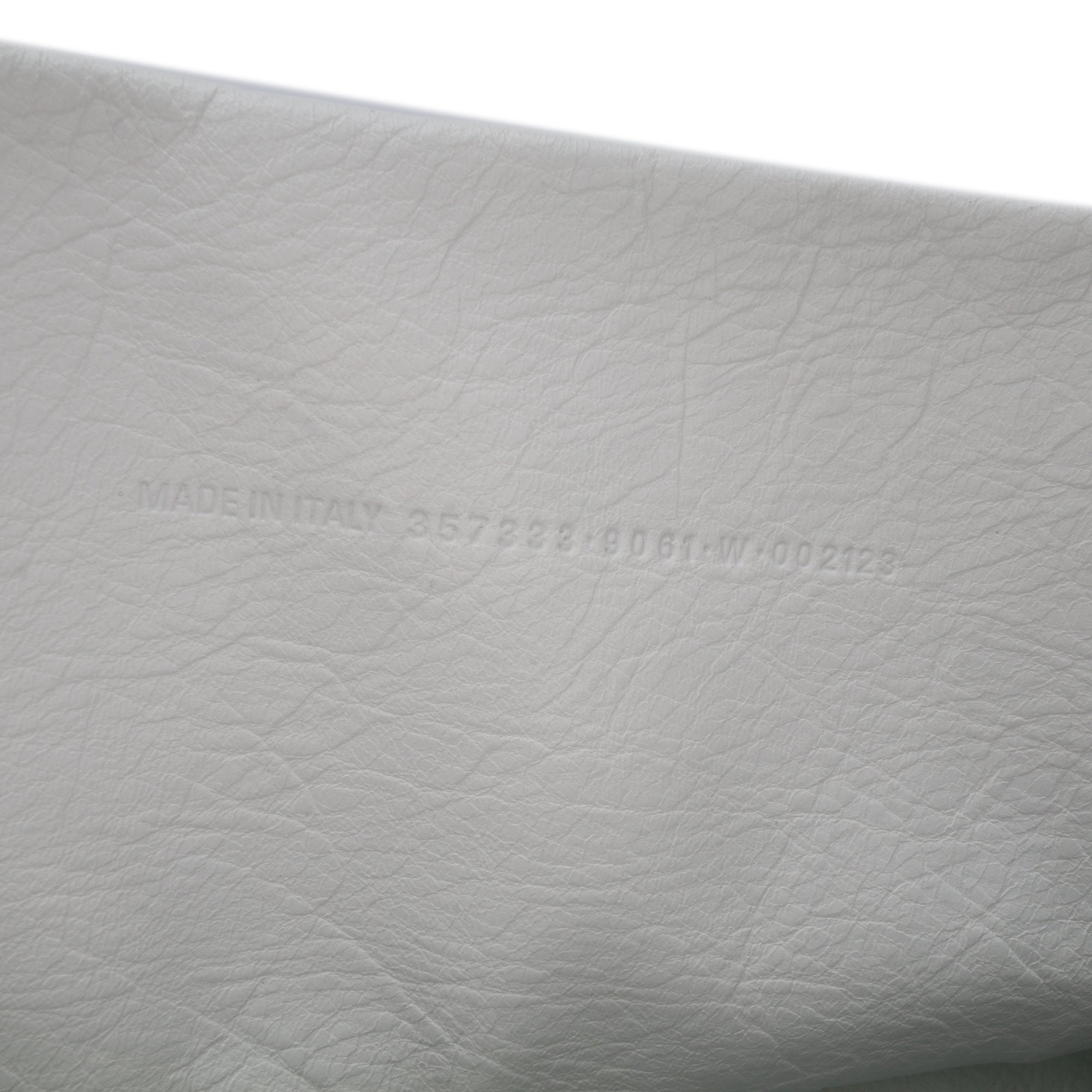 Mini Lambskin Graffiti Papier A4 Zip Around Satchel