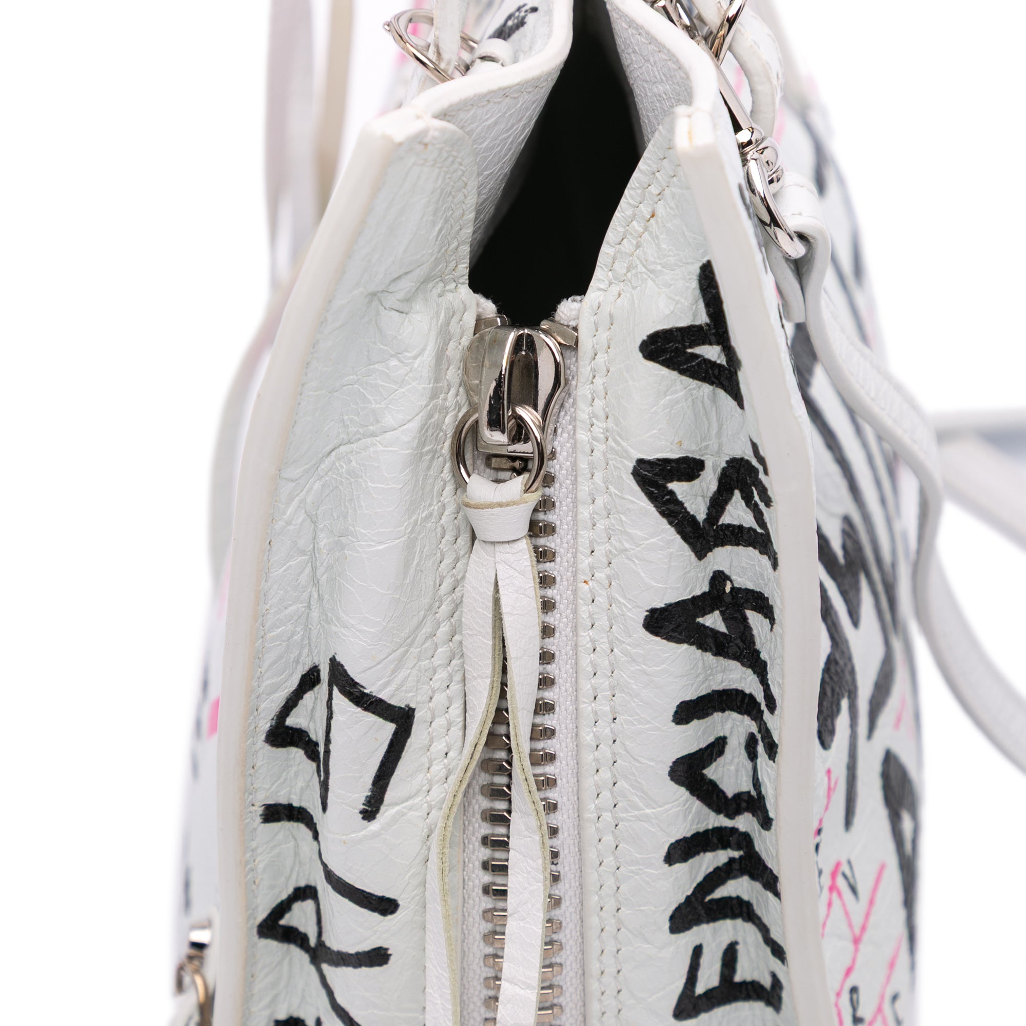 Mini Lambskin Graffiti Papier A4 Zip Around Satchel