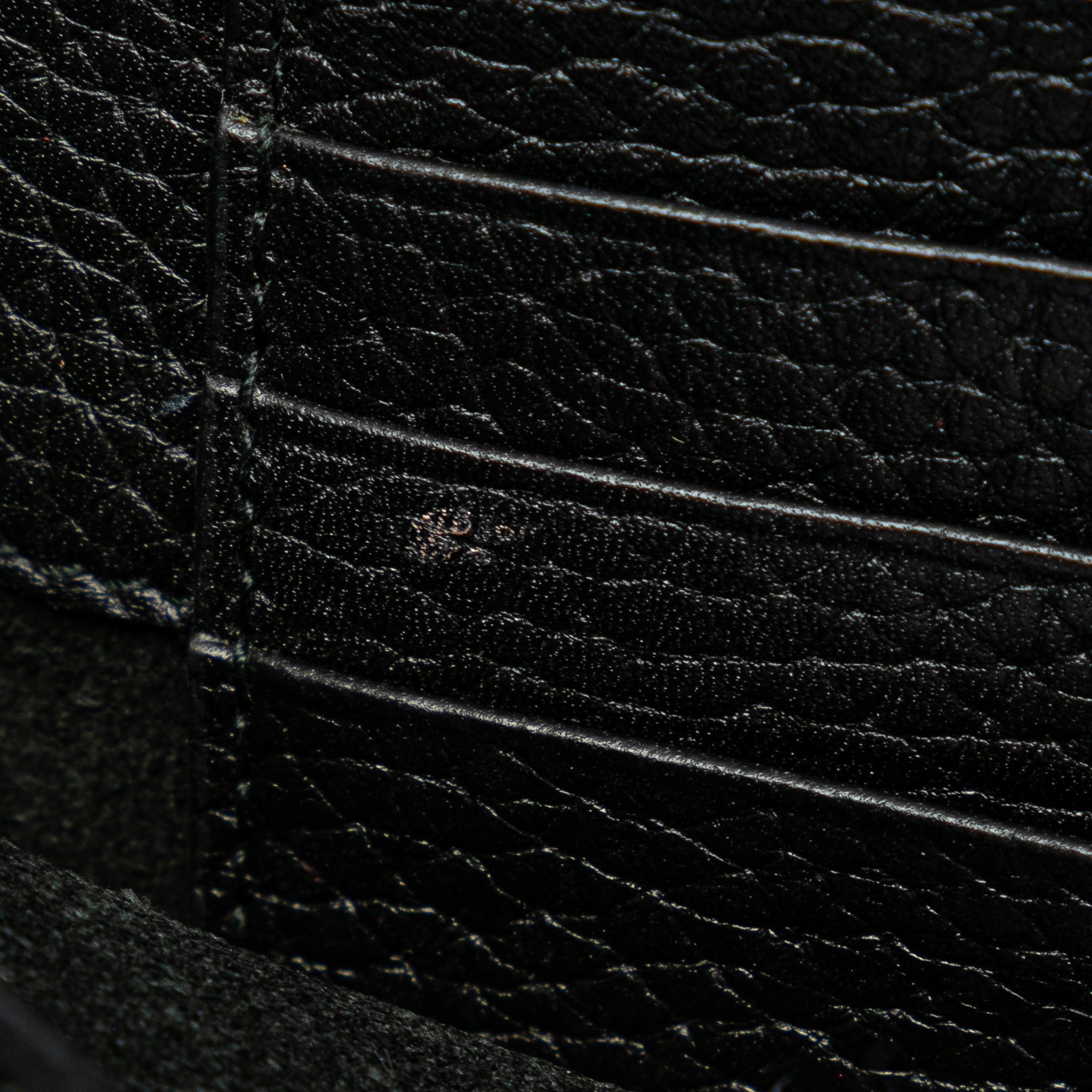 Pebbled Calfskin Rockstud Envelope Wallet on Chain