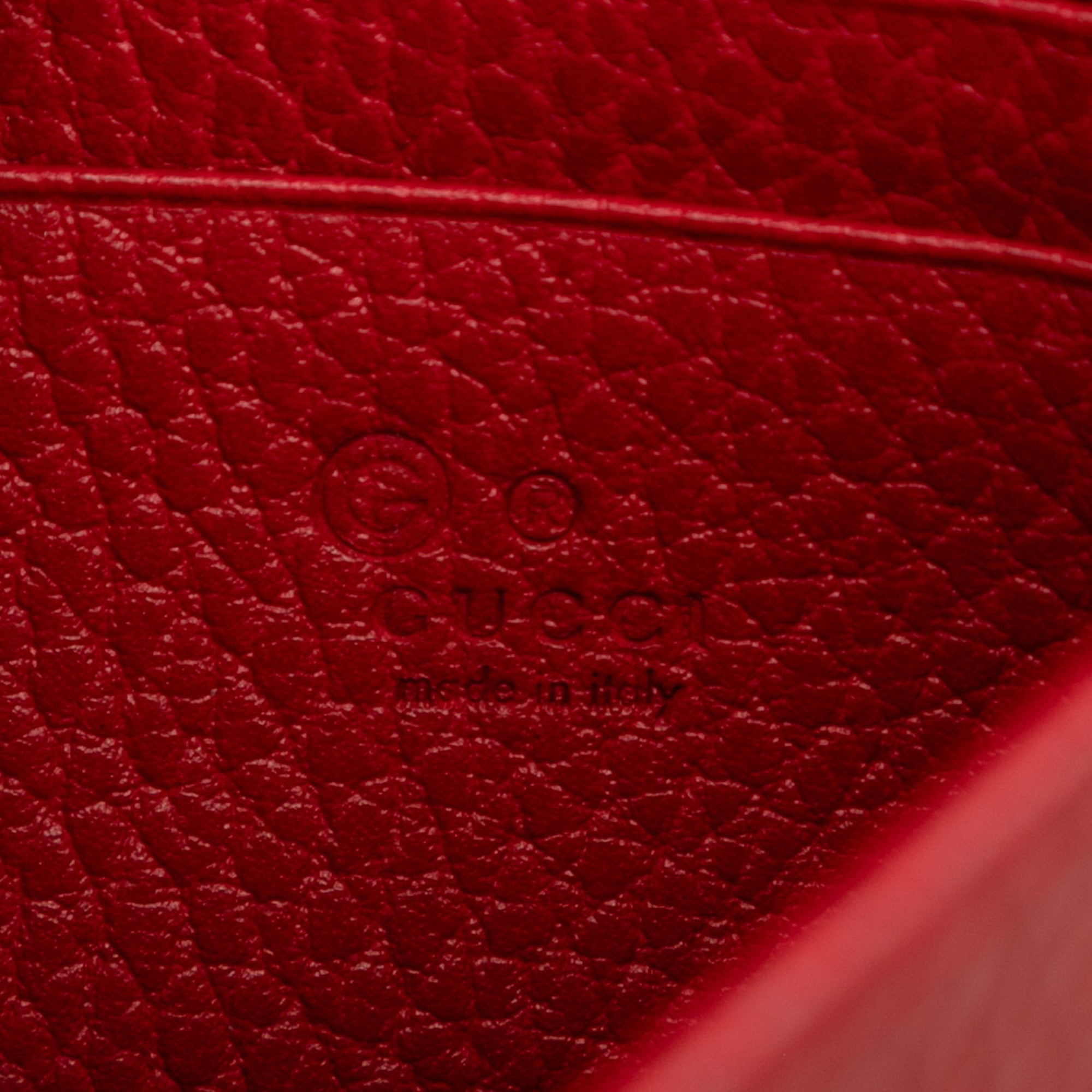 Leather Interlocking G Dollar Wallet on Chain