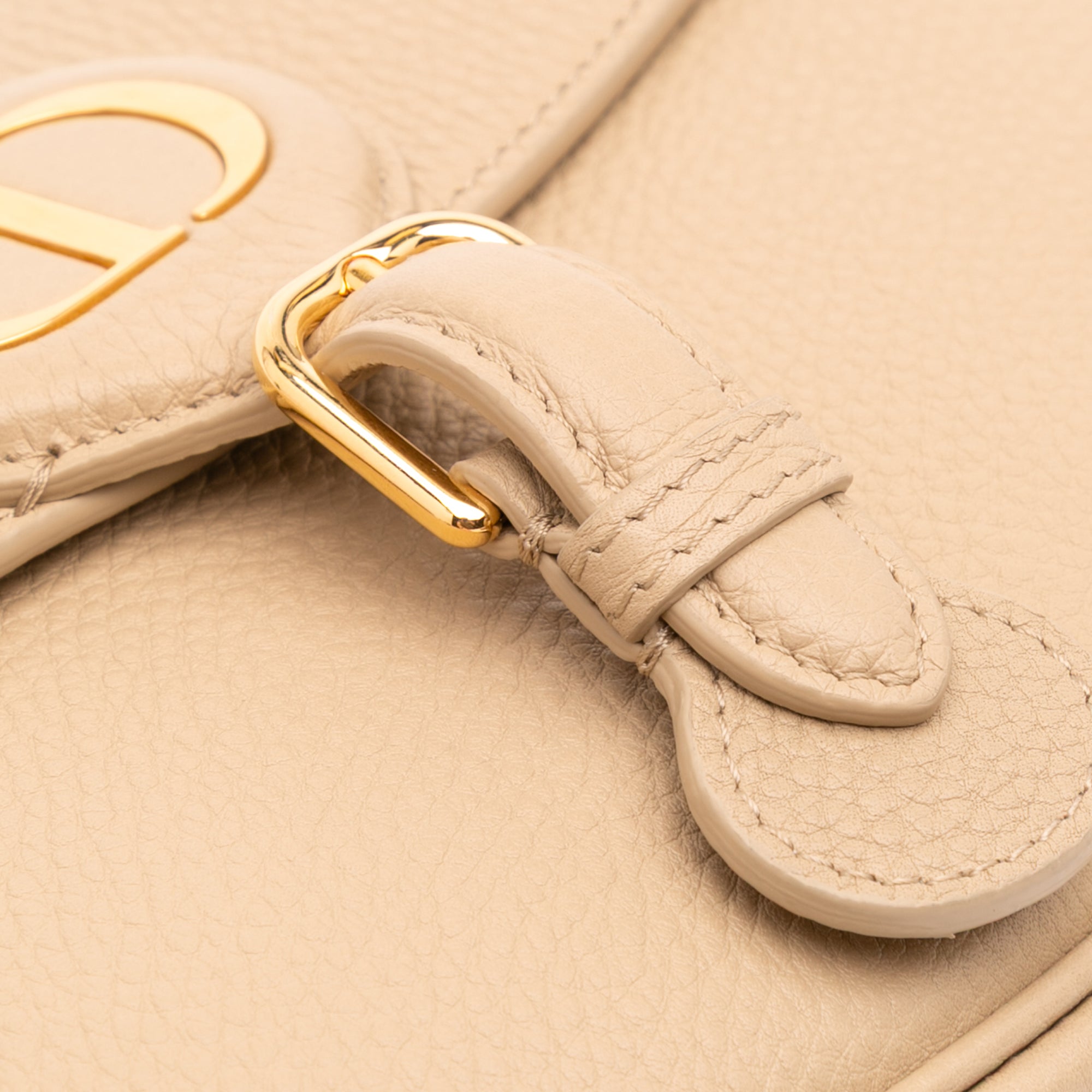 Medium Grained Calfskin Bobby Crossbody