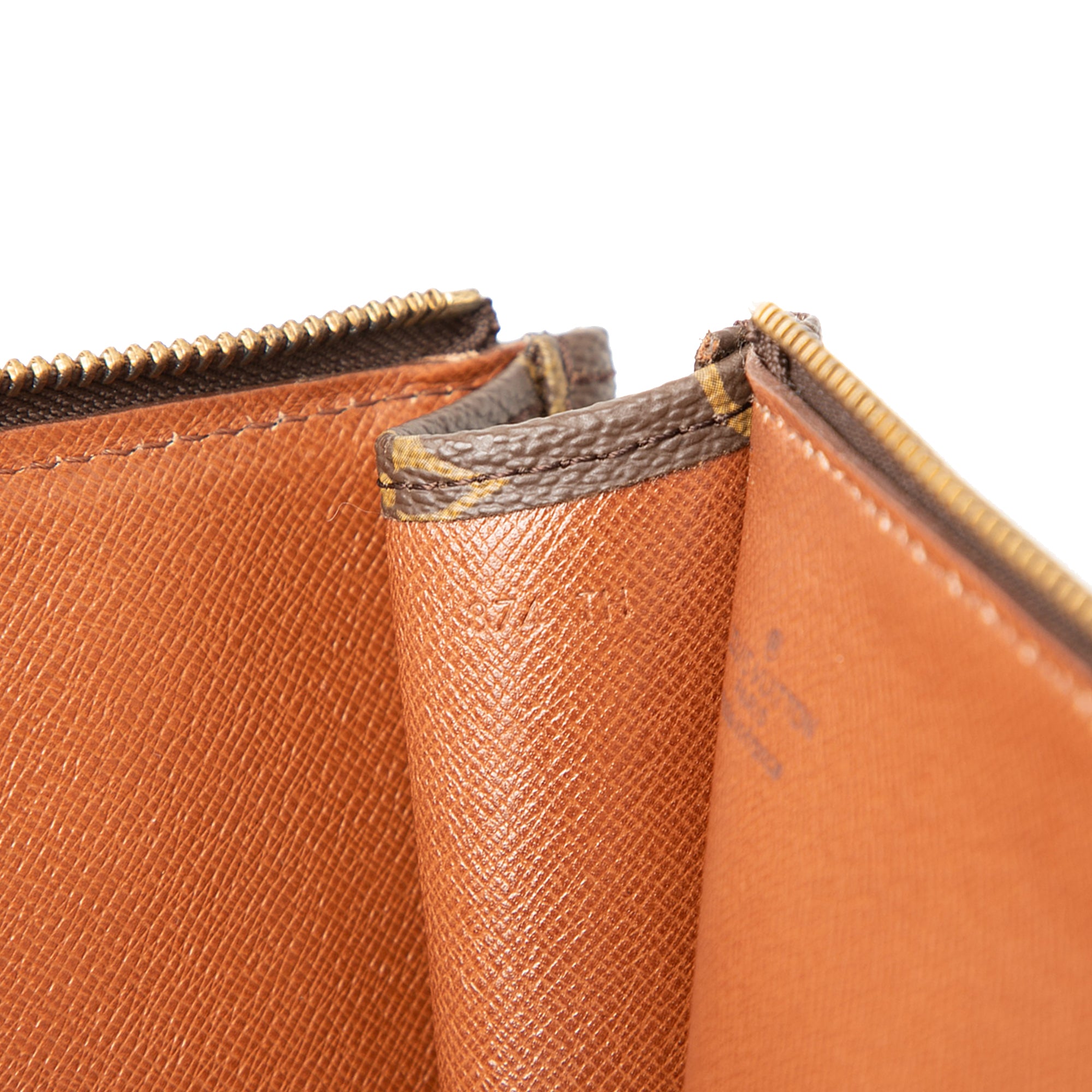 Monogram Poche Documents Portfolio