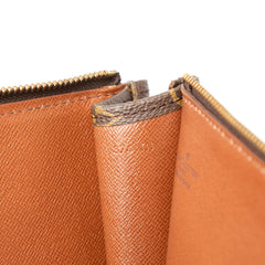 Monogram Poche Documents Portfolio