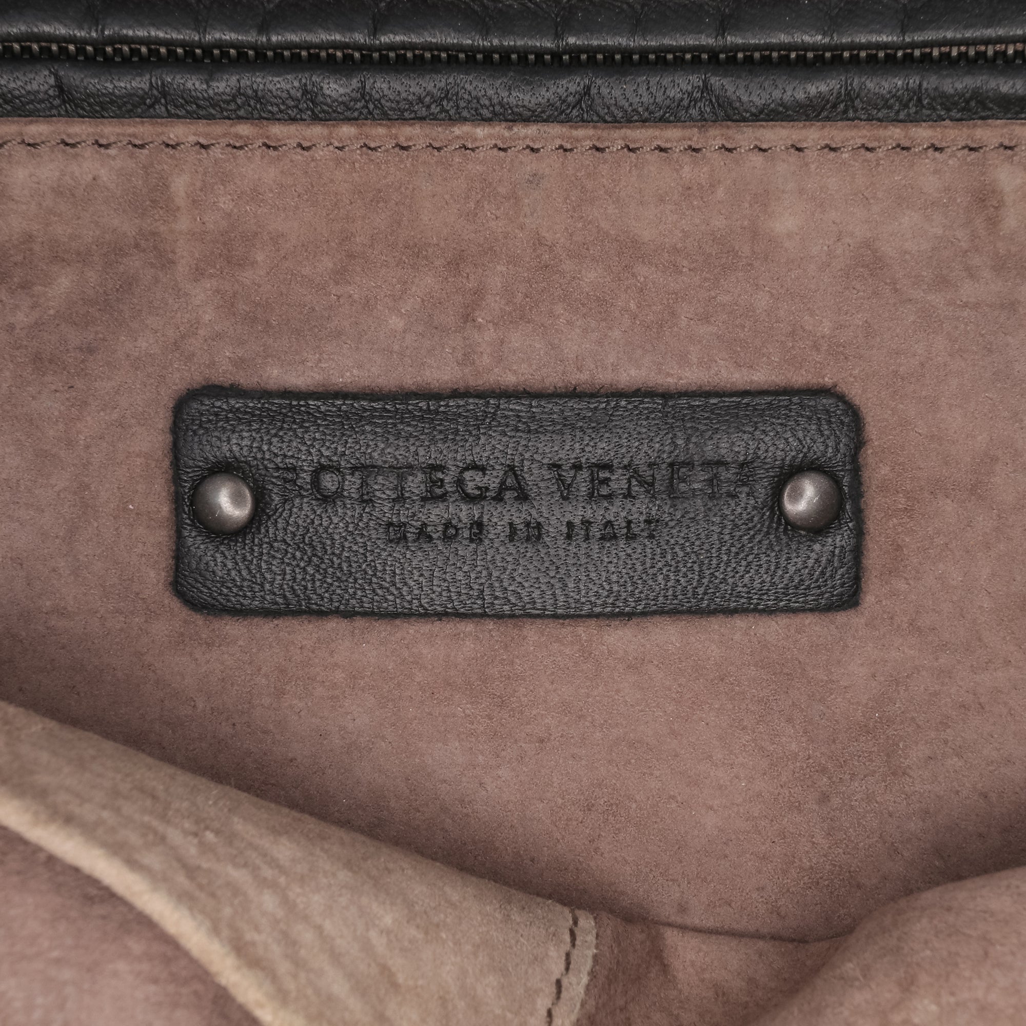 Medium Nappa Intrecciato Nodini Crossbody
