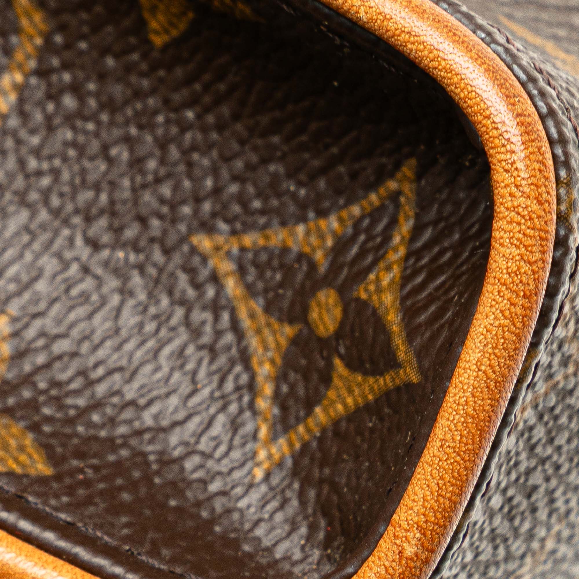 Monogram Pochette Florentine
