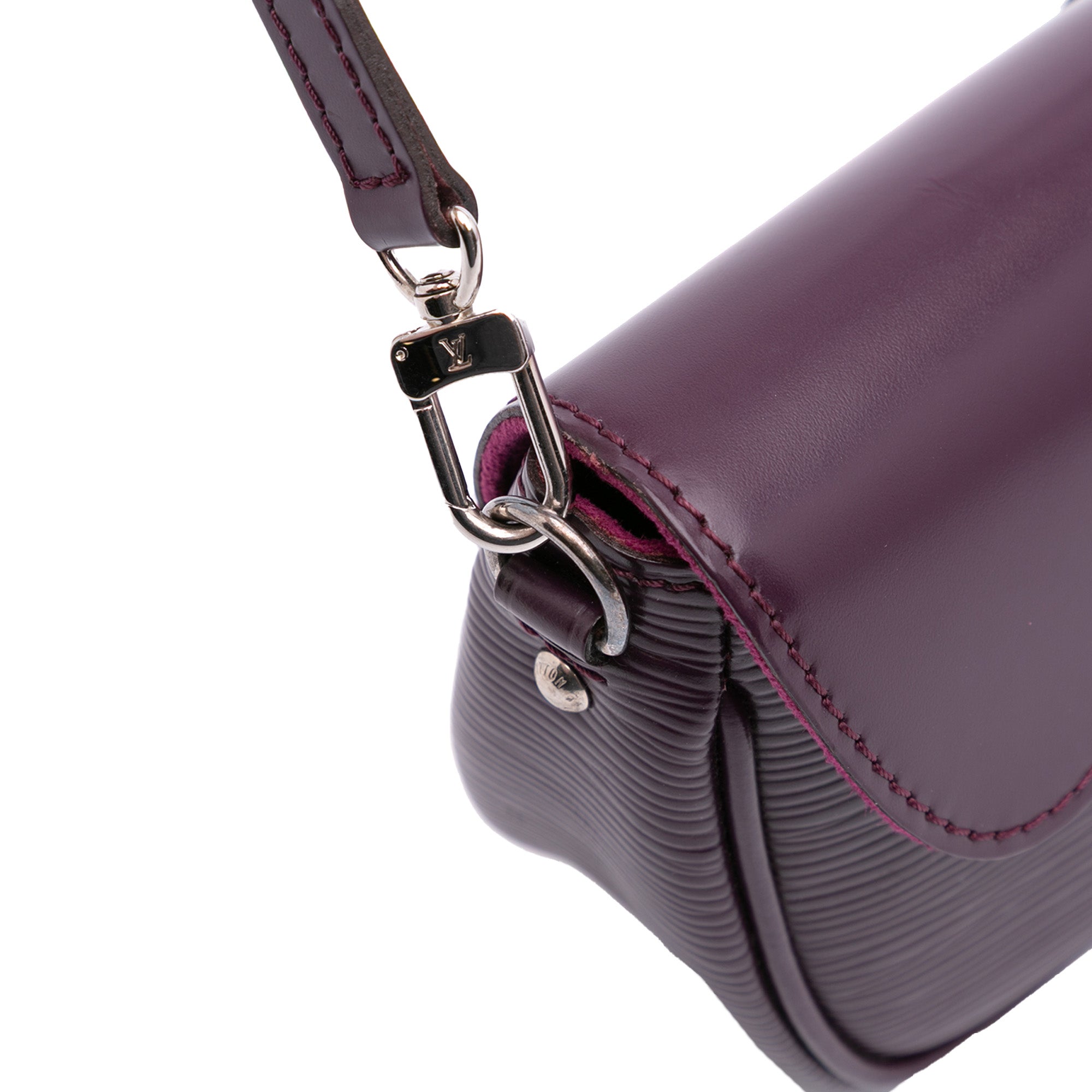 Epi Pochette Montaigne