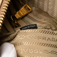 Vitello Daino Shoulder Bag