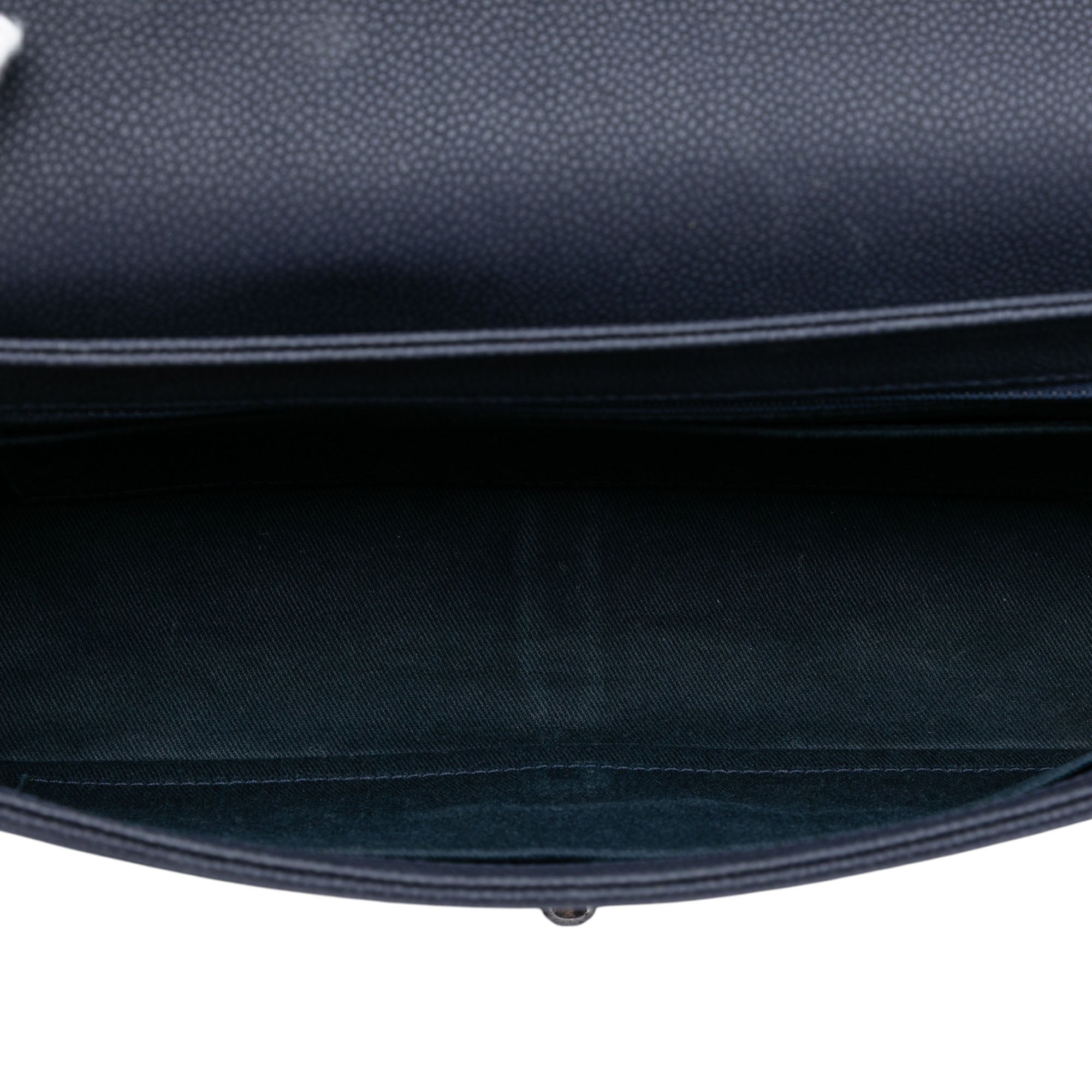 Large Washed Caviar Turn Around Ligne Flap