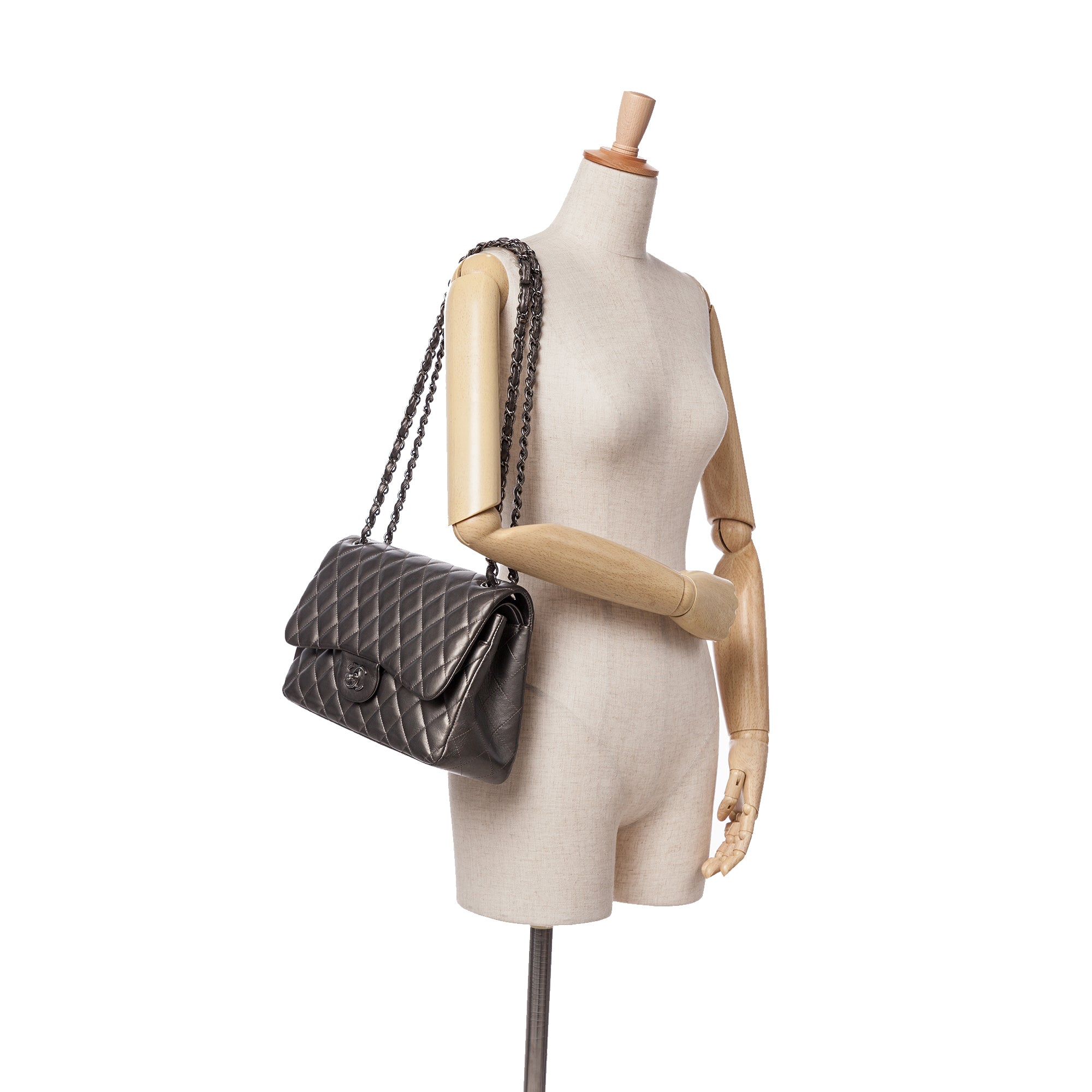 Jumbo Classic Lambskin Double Flap