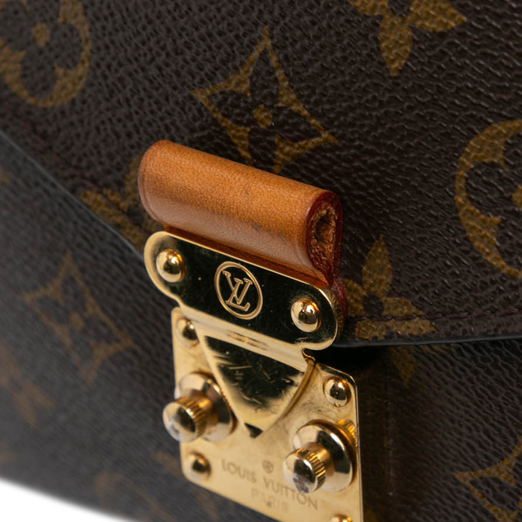 Monogram Pochette Metis