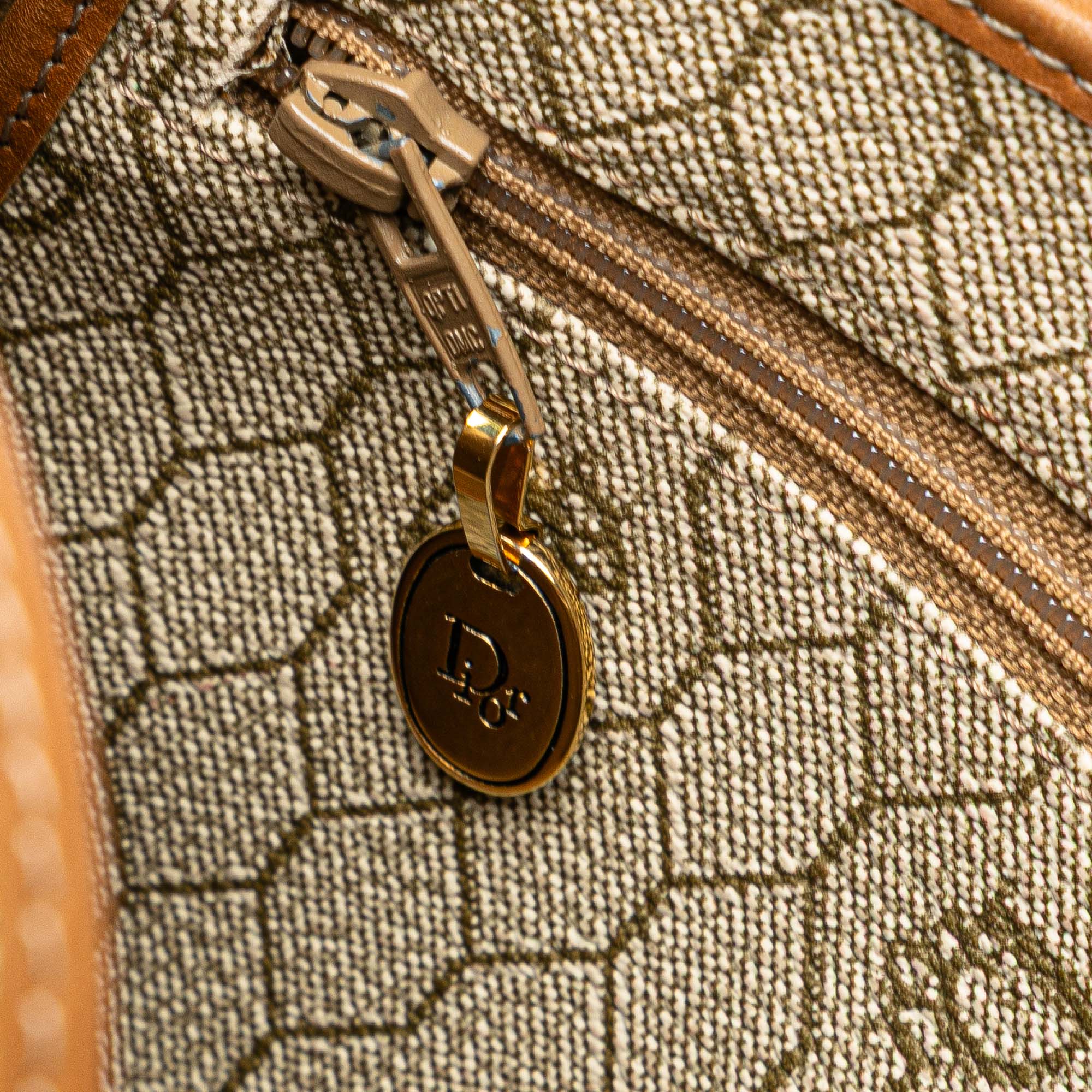 Honeycomb Coated Canvas Chain Crossbody