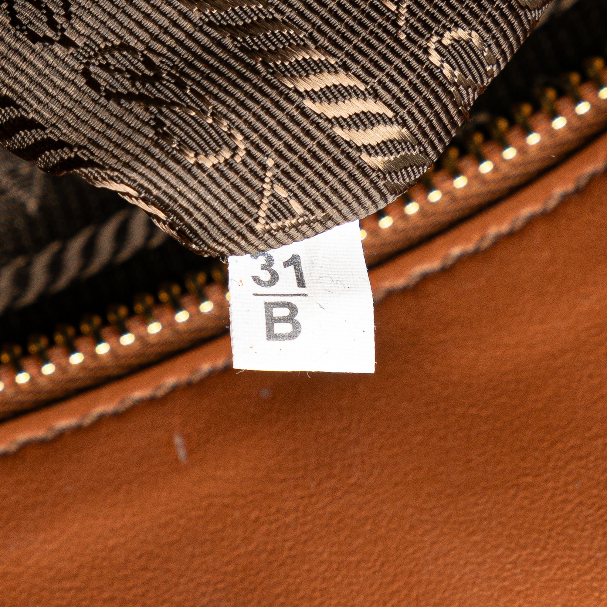 Small Canvas Symbole Triangolo Satchel
