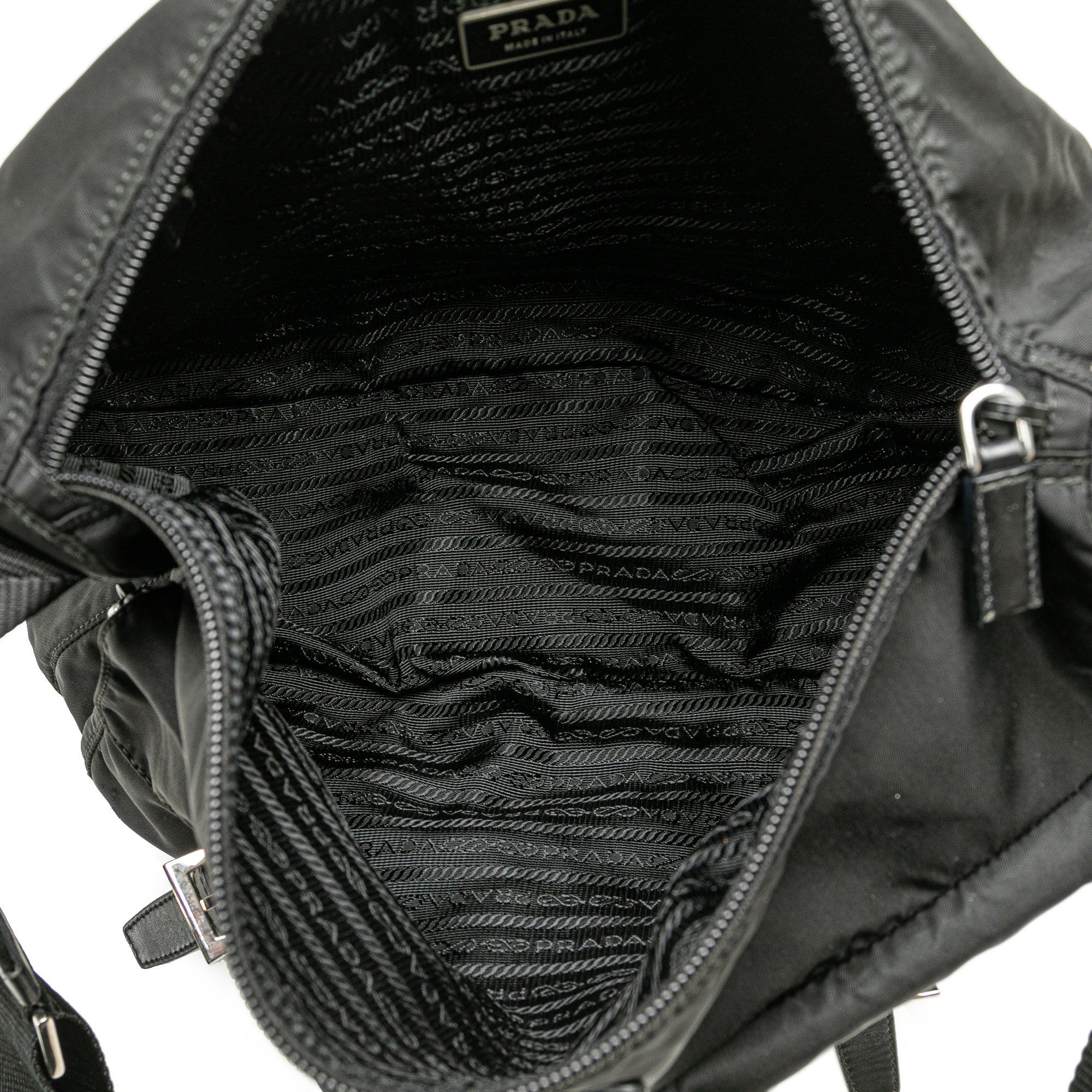 Tessuto Zip Top Crossbody