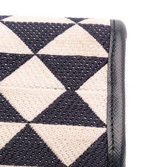 Small Canvas Symbole Triangolo Satchel