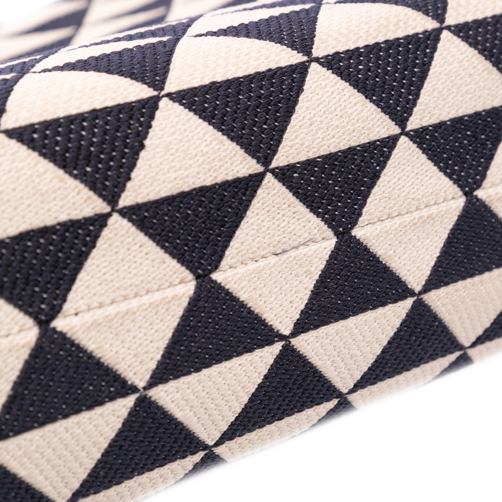 Small Canvas Symbole Triangolo Satchel