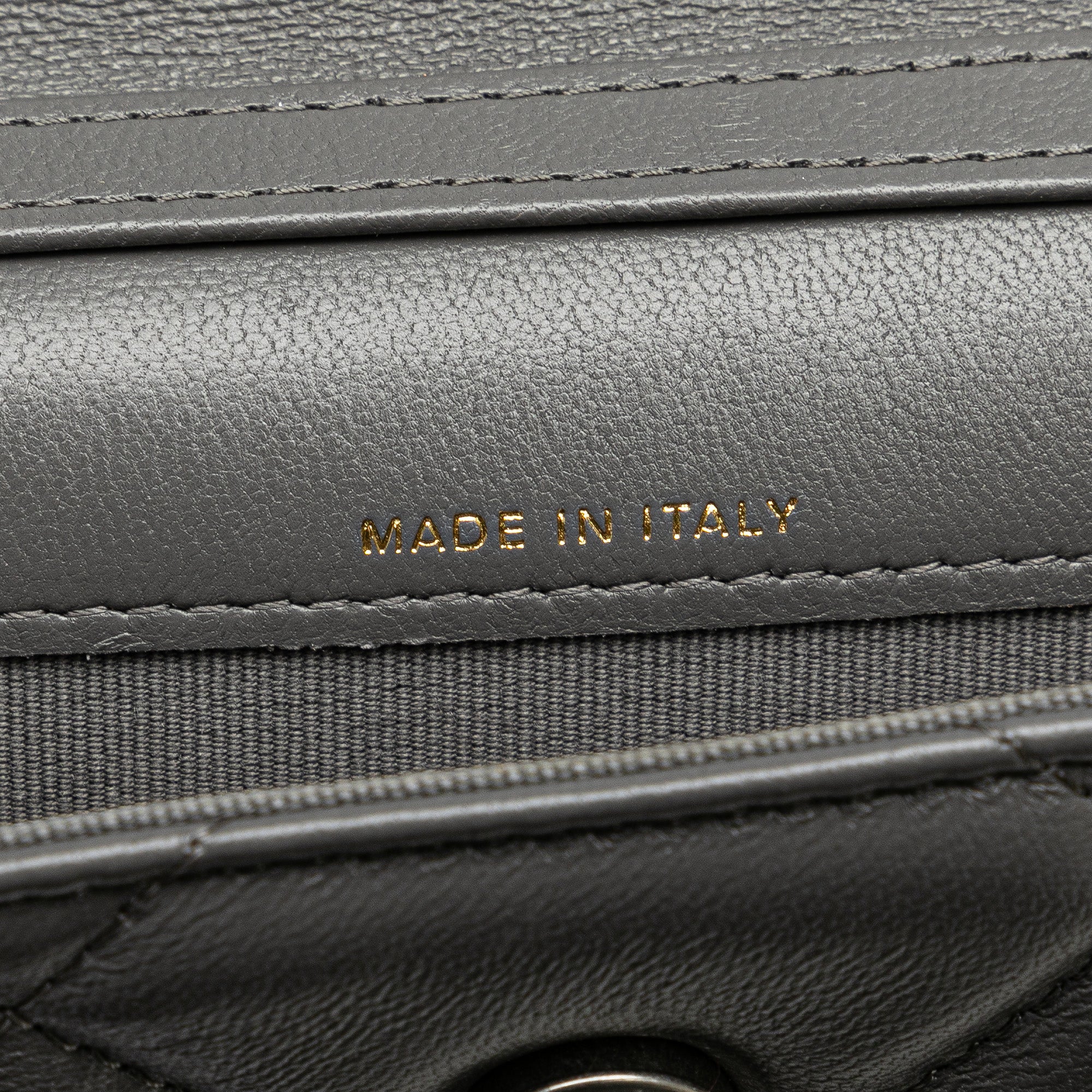 Lambskin 19 Flap Coin Purse With Chain