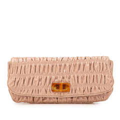 Nappa Gaufre Turn Lock Clutch