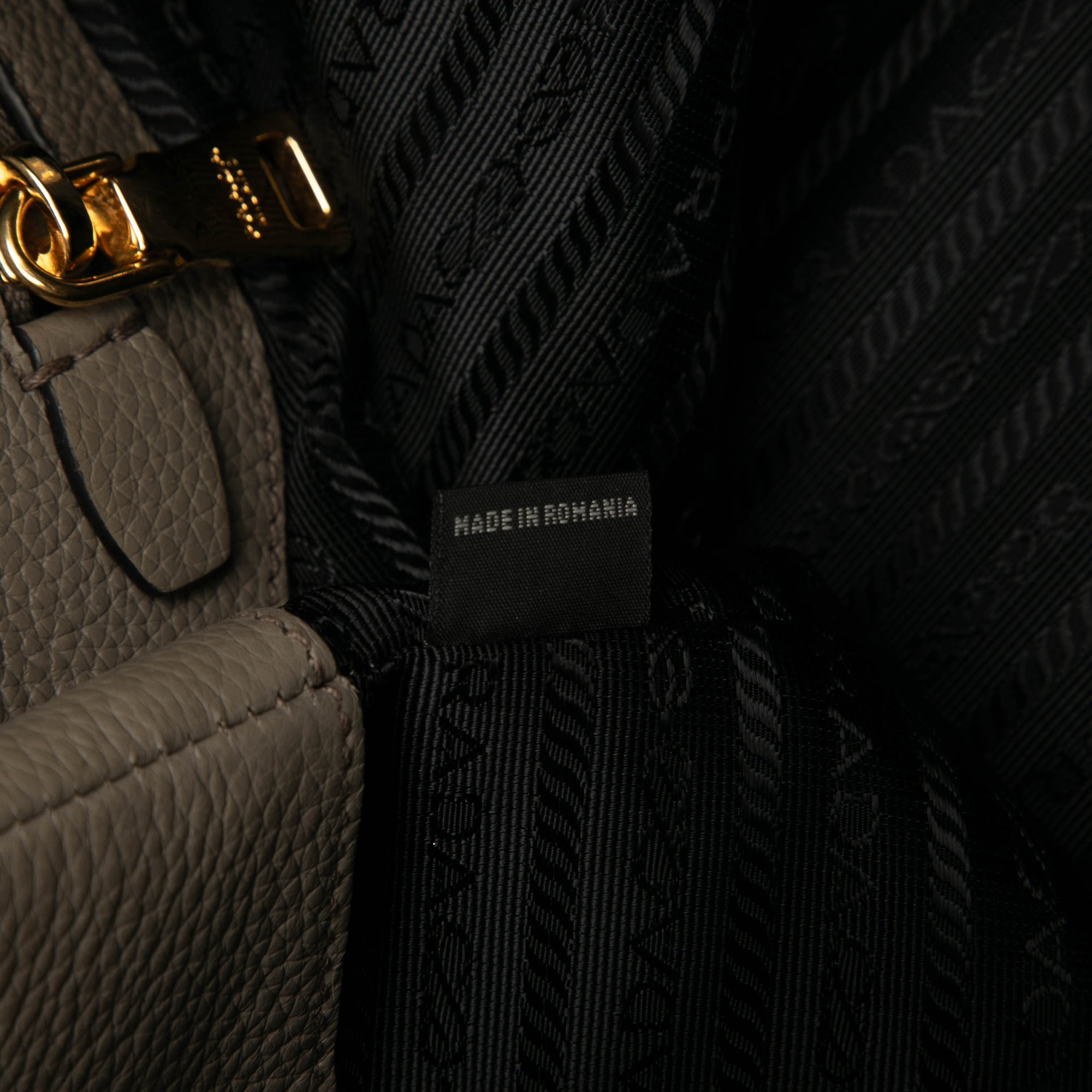 Vitello Phenix Logo Tote