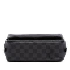 Damier Graphite Hanging Toiletry Kit Pouch