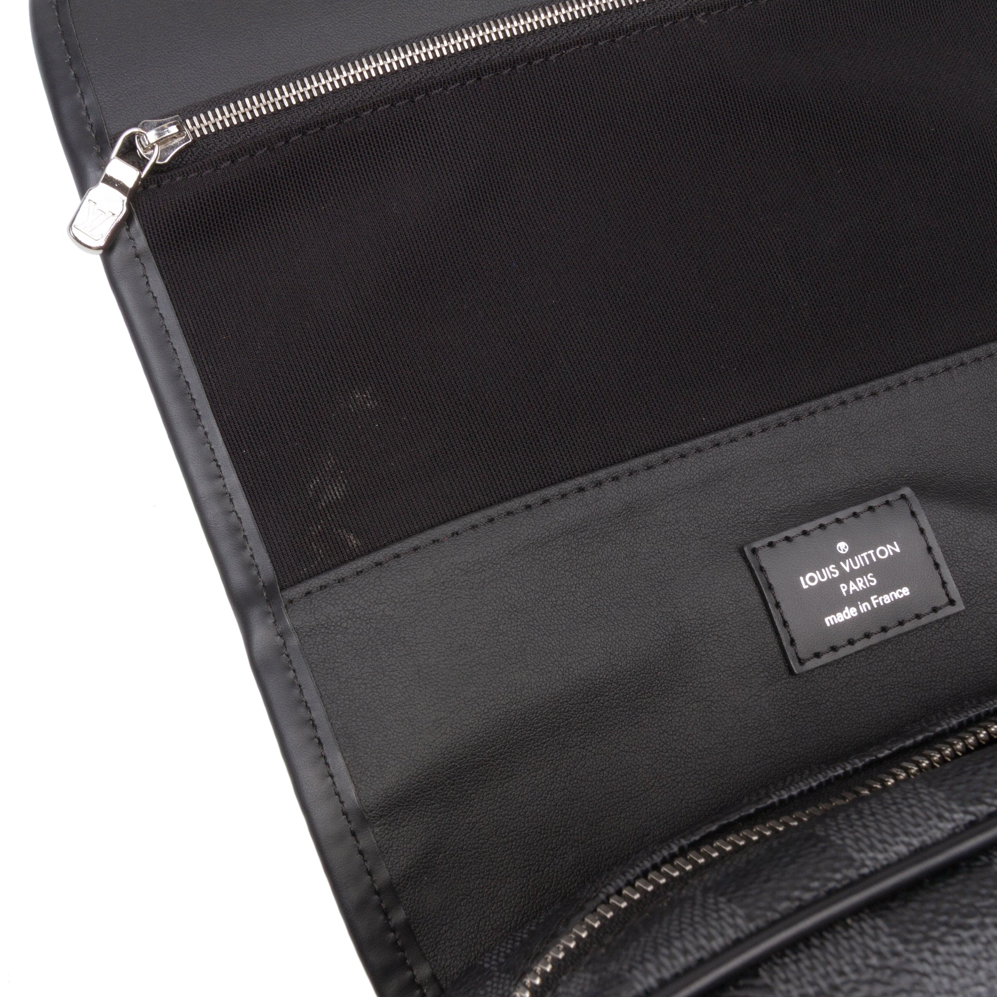 Damier Graphite Hanging Toiletry Kit Pouch