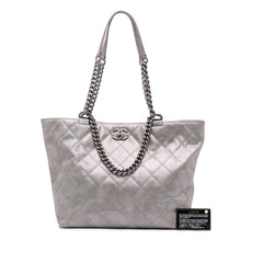 Quilted Iridescent Calfskin Shopping in Chains Tote