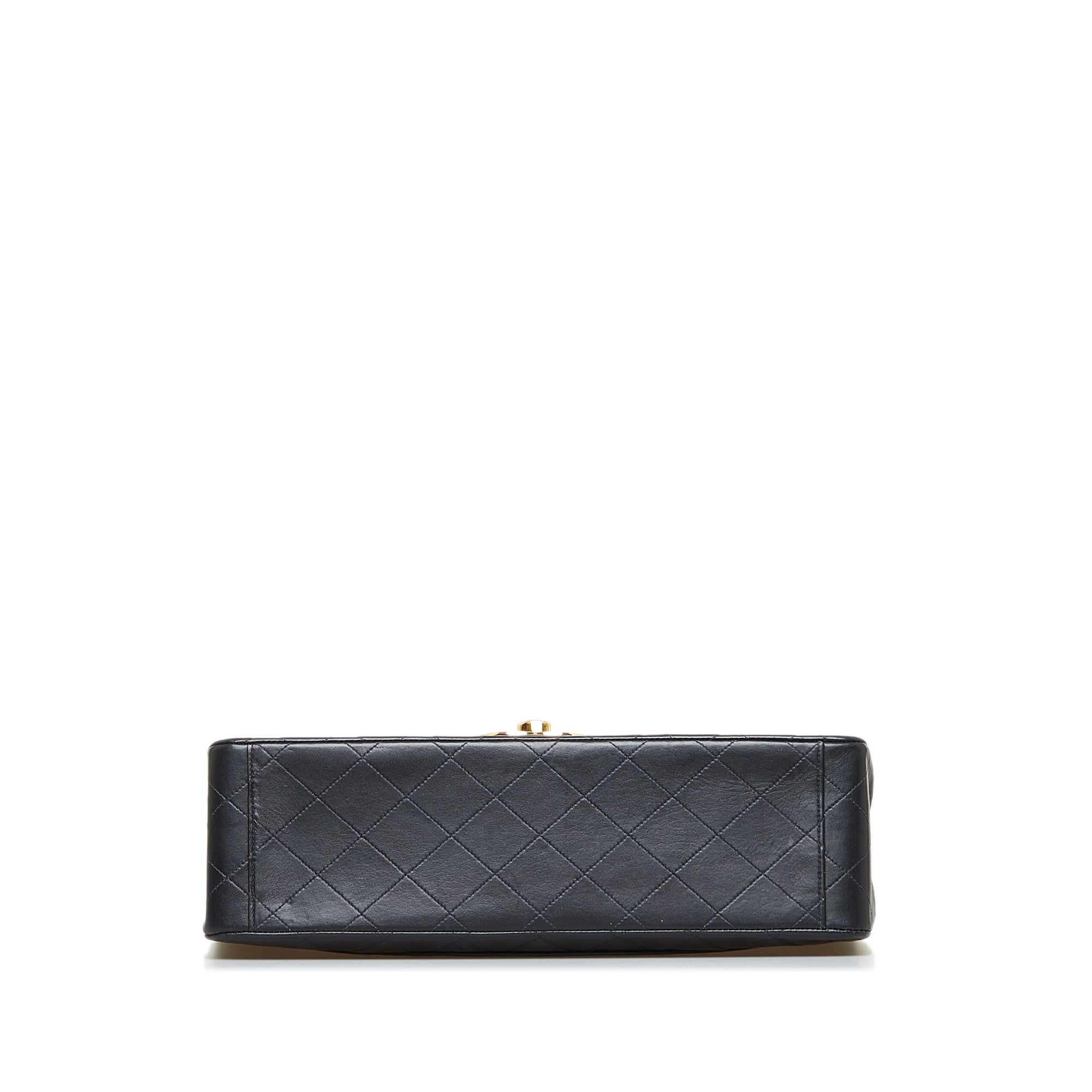 Maxi XL Classic Lambskin Single Flap_3