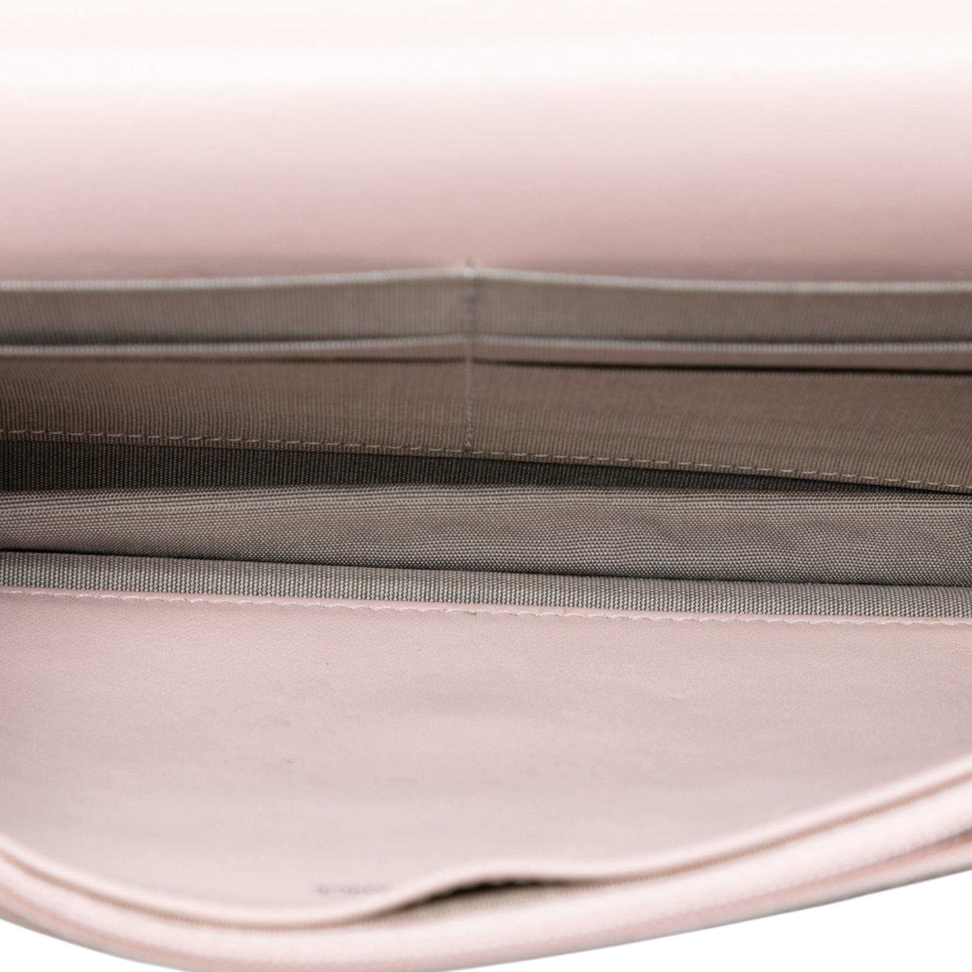 CC Caviar Sevruga Wallet On Chain