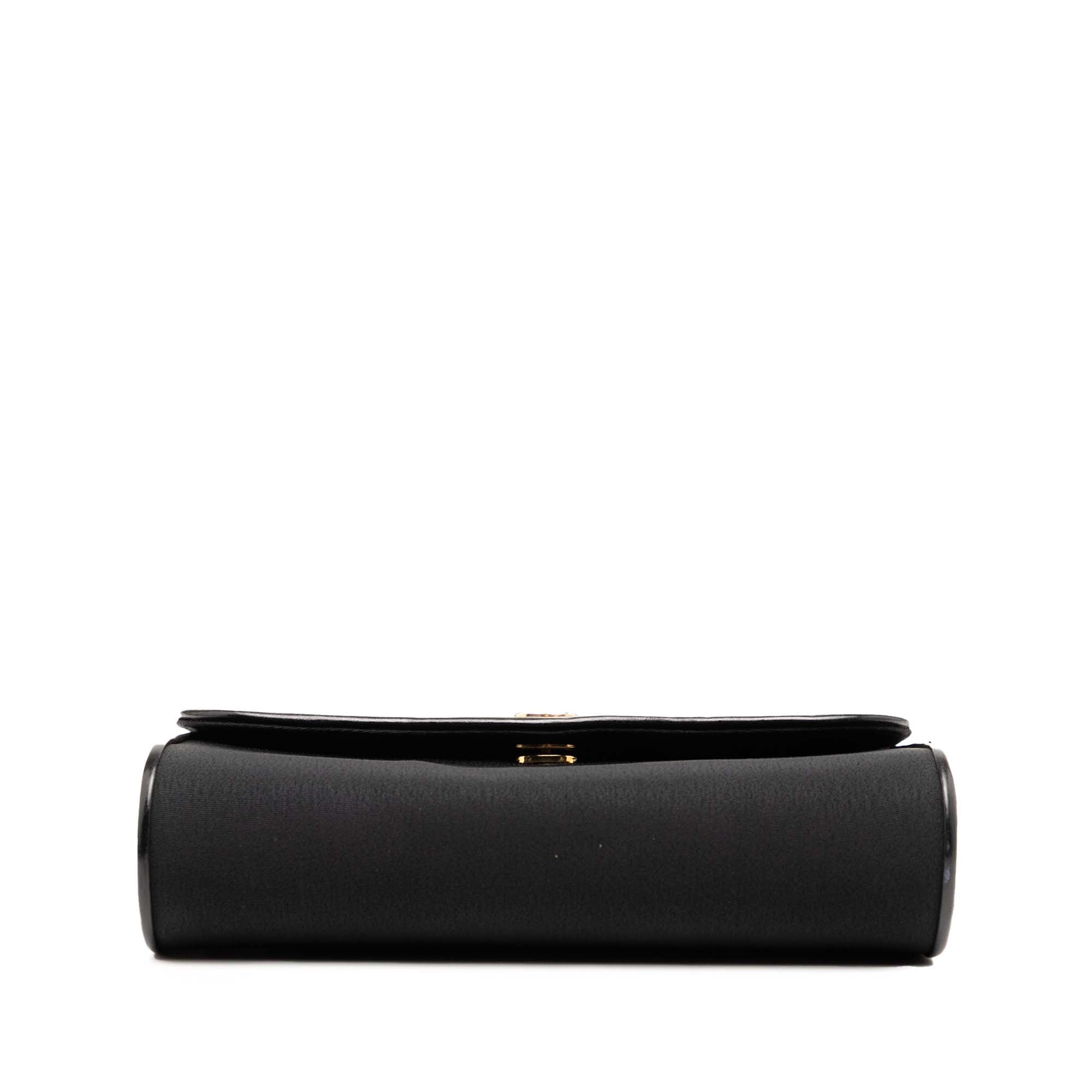 Canvas Interlocking G Chain Shoulder Bag